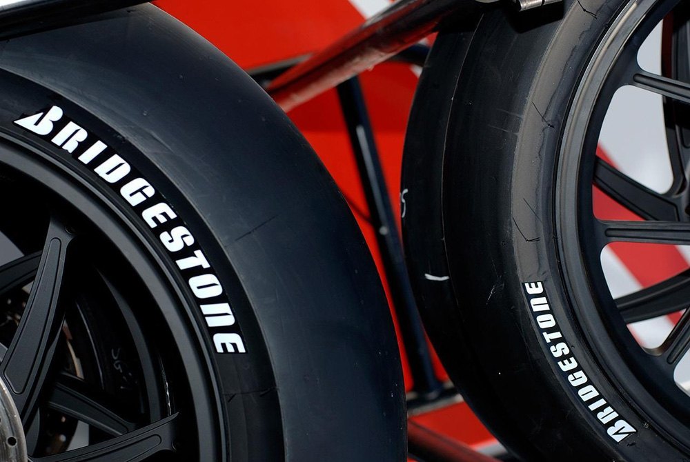 Bridgestone 265/50R20 Tires - CARiD.com