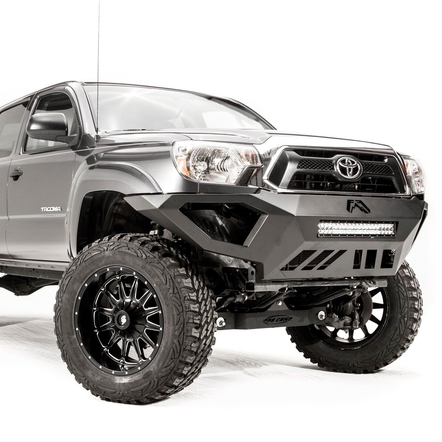 Fab Fours® - Toyota Tacoma 2012 Vengeance Full Width Black Front HD Bumper
