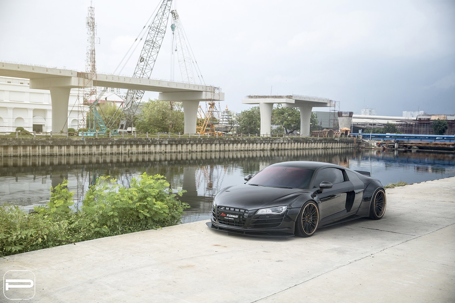 Black Audi R8 with Crystal Clear Headlights - Photo by PUR Wheels