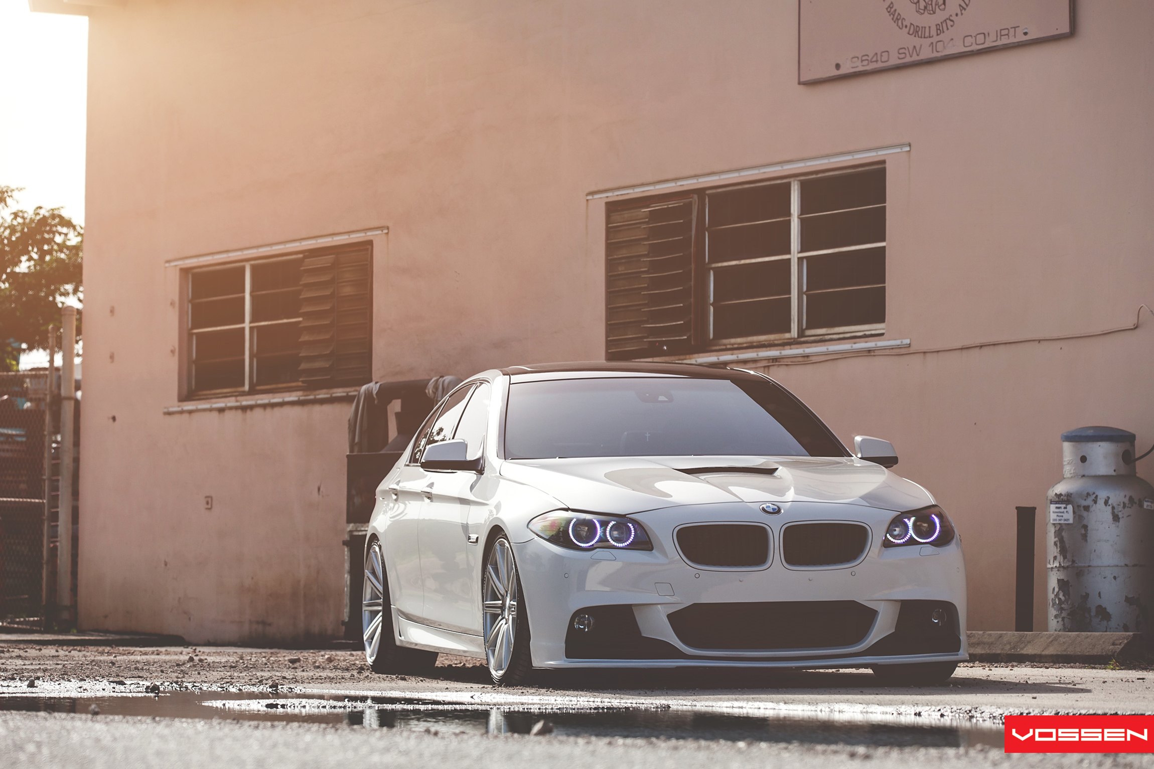 Headlights with Color Halo on White BMW 5-Series - Photo by Vossen