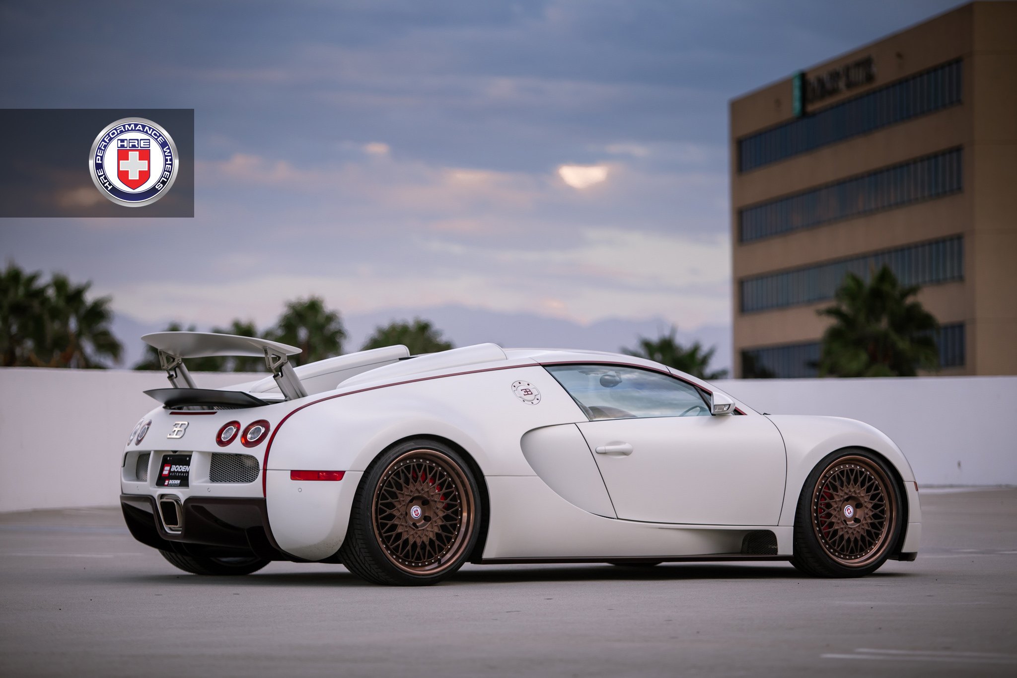 Custom Style Rear Spoiler on White Bugatti Veyron - Photo by HRE Wheels