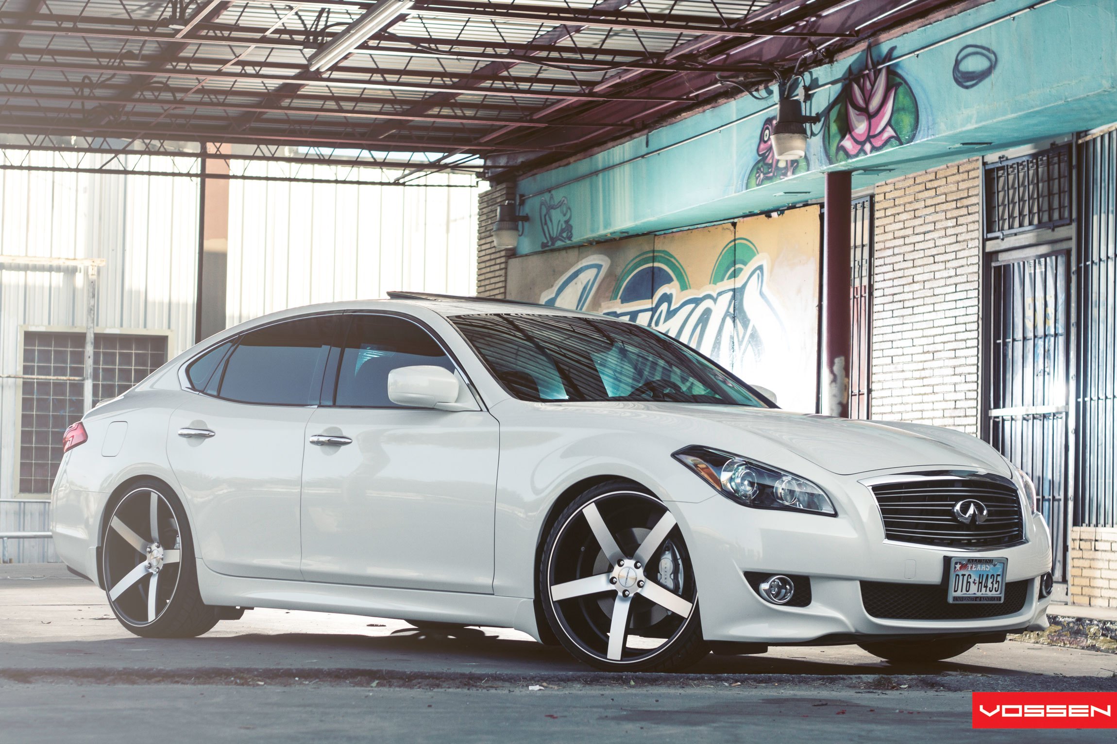 White Infiniti M37 S Aftermarket Side Skirts - Photo by Vossen
