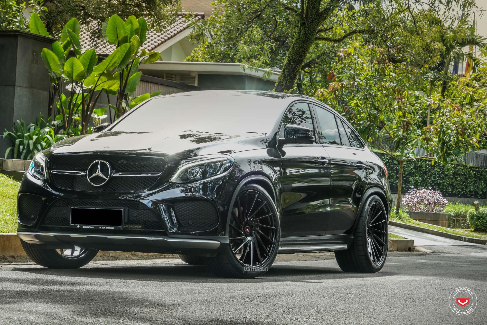 Black Mercedes GLE with Aftermarket Front Bumper Guard - Photo by Vossen