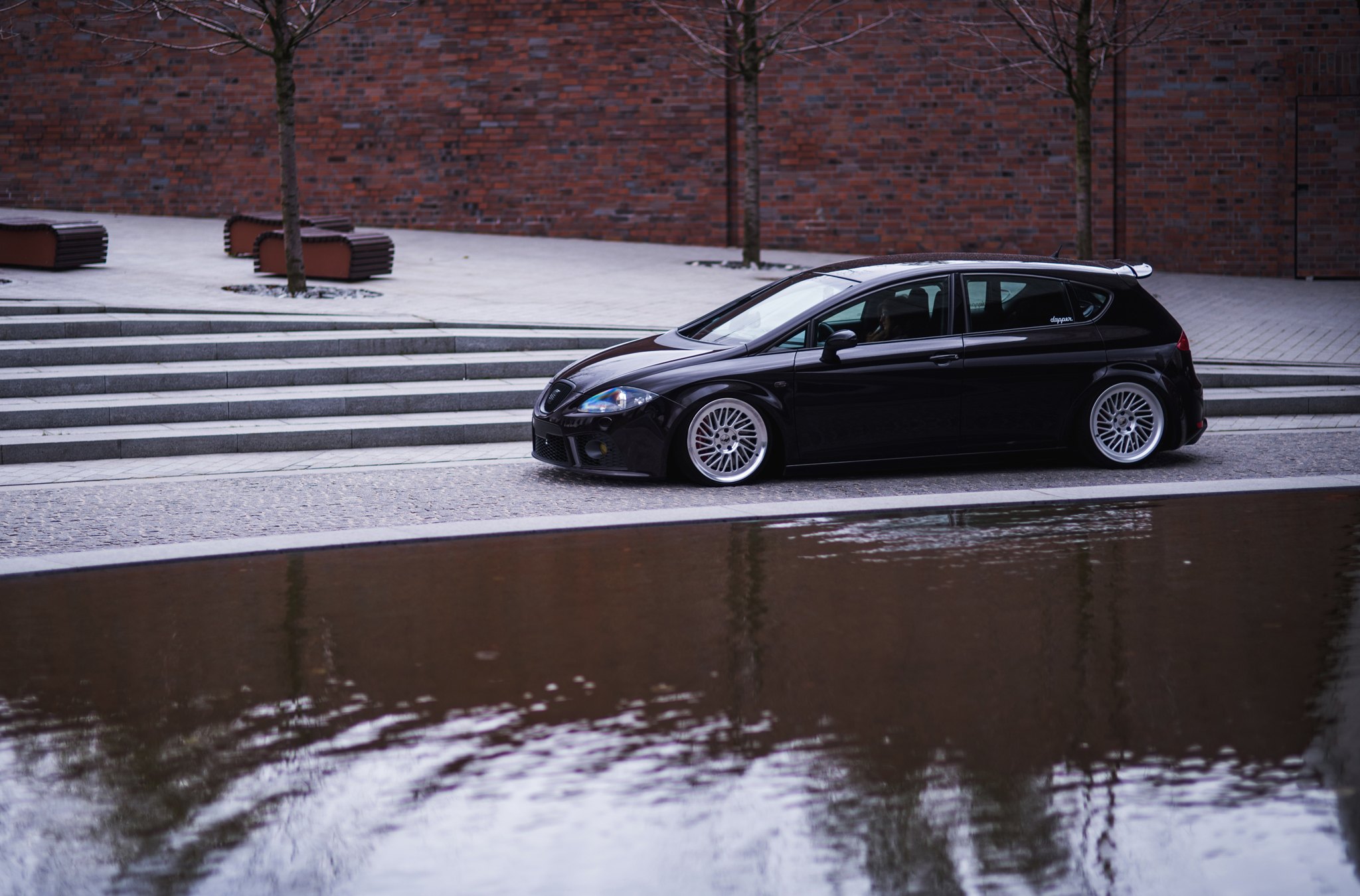 Black Seat Leon with Silver Machined JR Wheels - Photo by JR Wheels