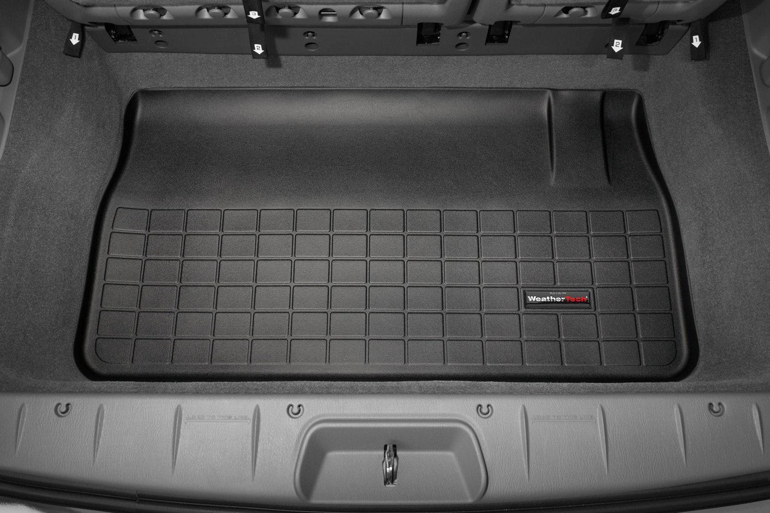 Chrysler town and country cargo space #4
