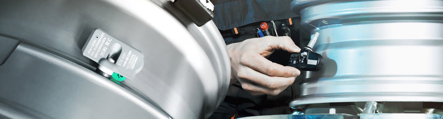 433MHz Set of 4 Topline Rapid Tire Pressure Monitoring System Sensors TPMS Programmed for Alfa Romeo Stelvio OE Part # 50547691 Snap-in 