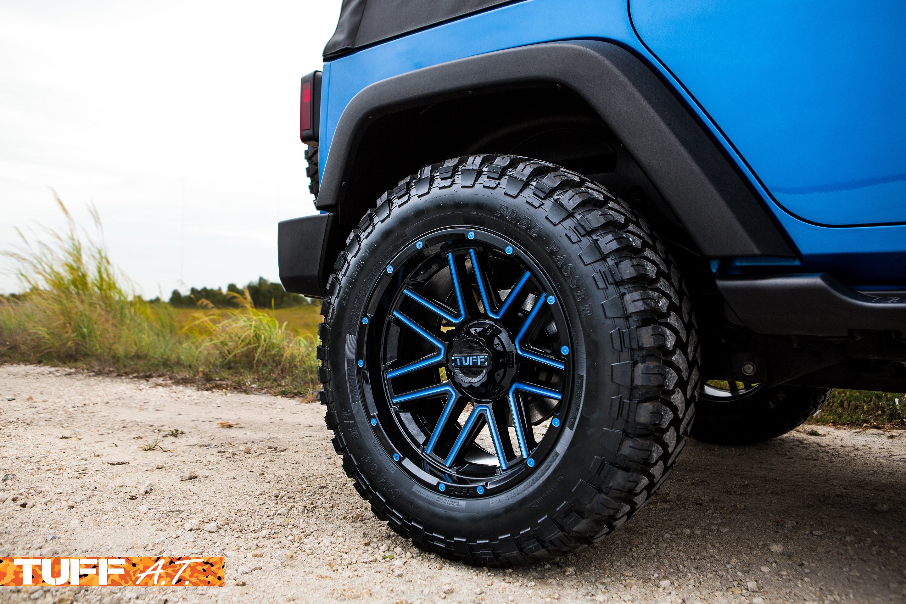Jeep JK on 35x12.5R20 M/T tires - Photo by Tuff