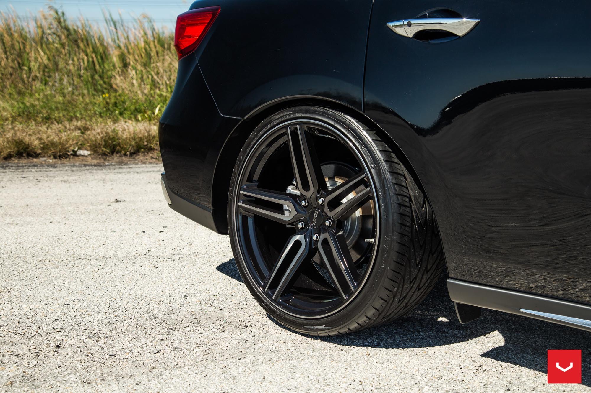 Black Acura MDX with Forged Vossen Rims - Photo by Vossen