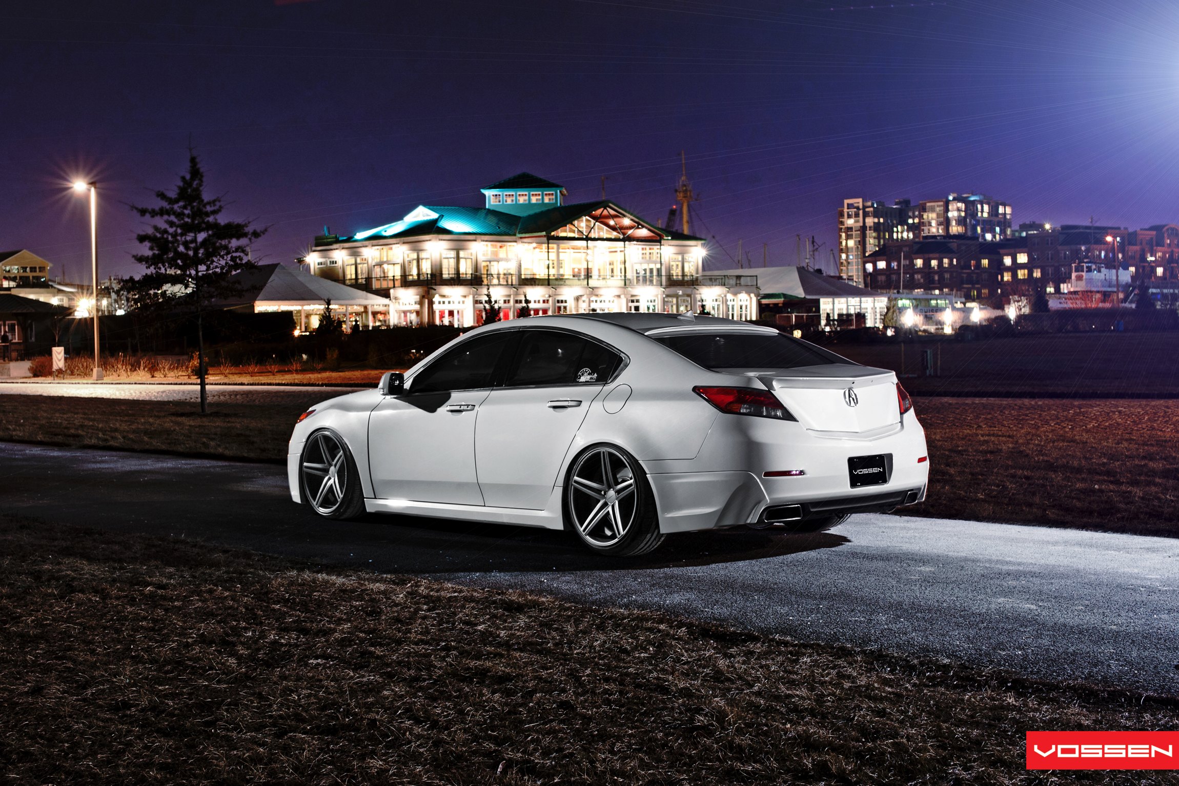 Aftermarket Rear Diffuser on White Acura TL - Photo by Vossen