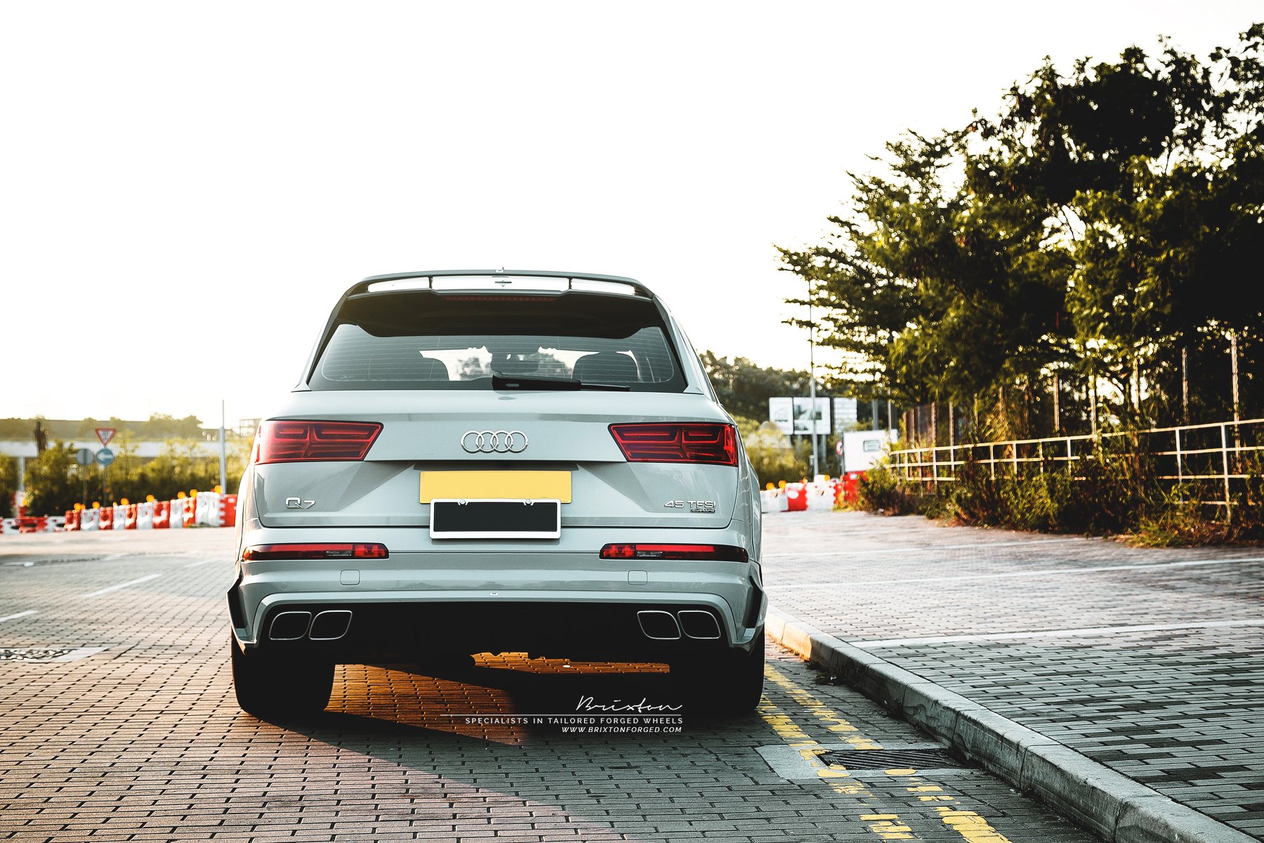 Red LED Taillights on White Audi Q7 45 TSFI - Photo by Brixton Forged Wheels