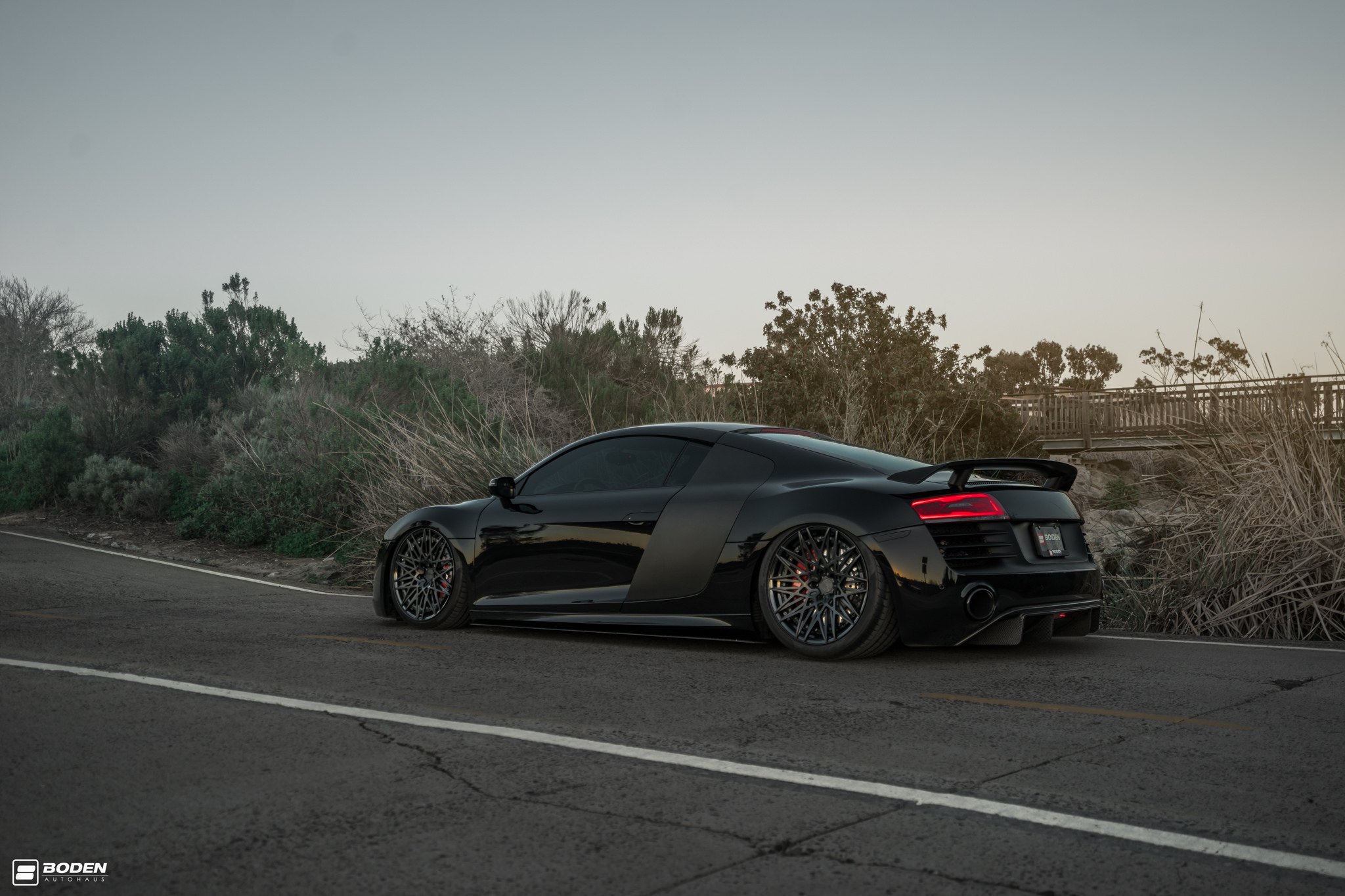 Blacked Out And Stanced: Audi R8 Looking Mean With Aftermarket Goodies —  Carid.Com Gallery