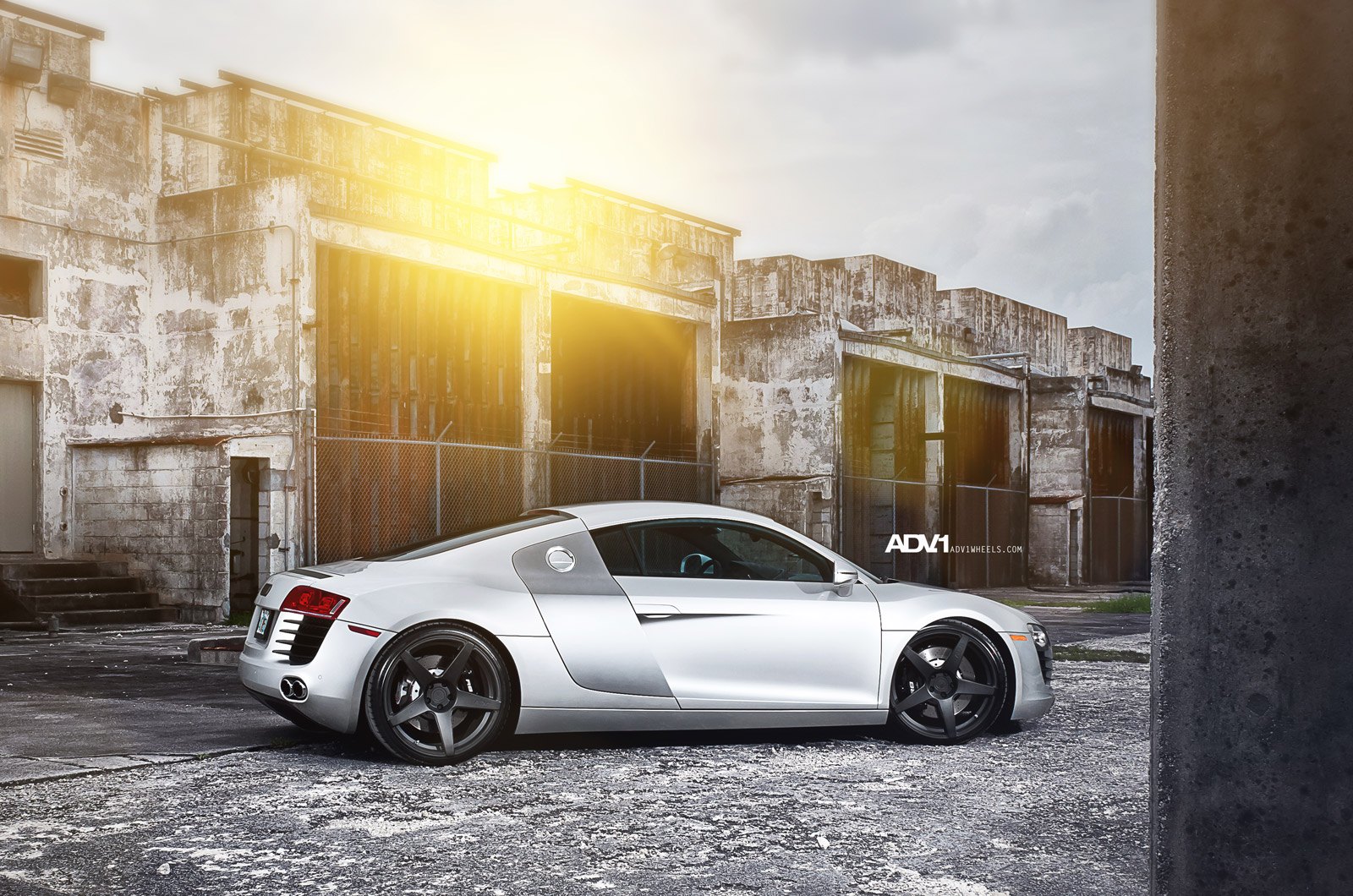 Custom Side Scoops on Silver Audi R8 - Photo by ADV.1