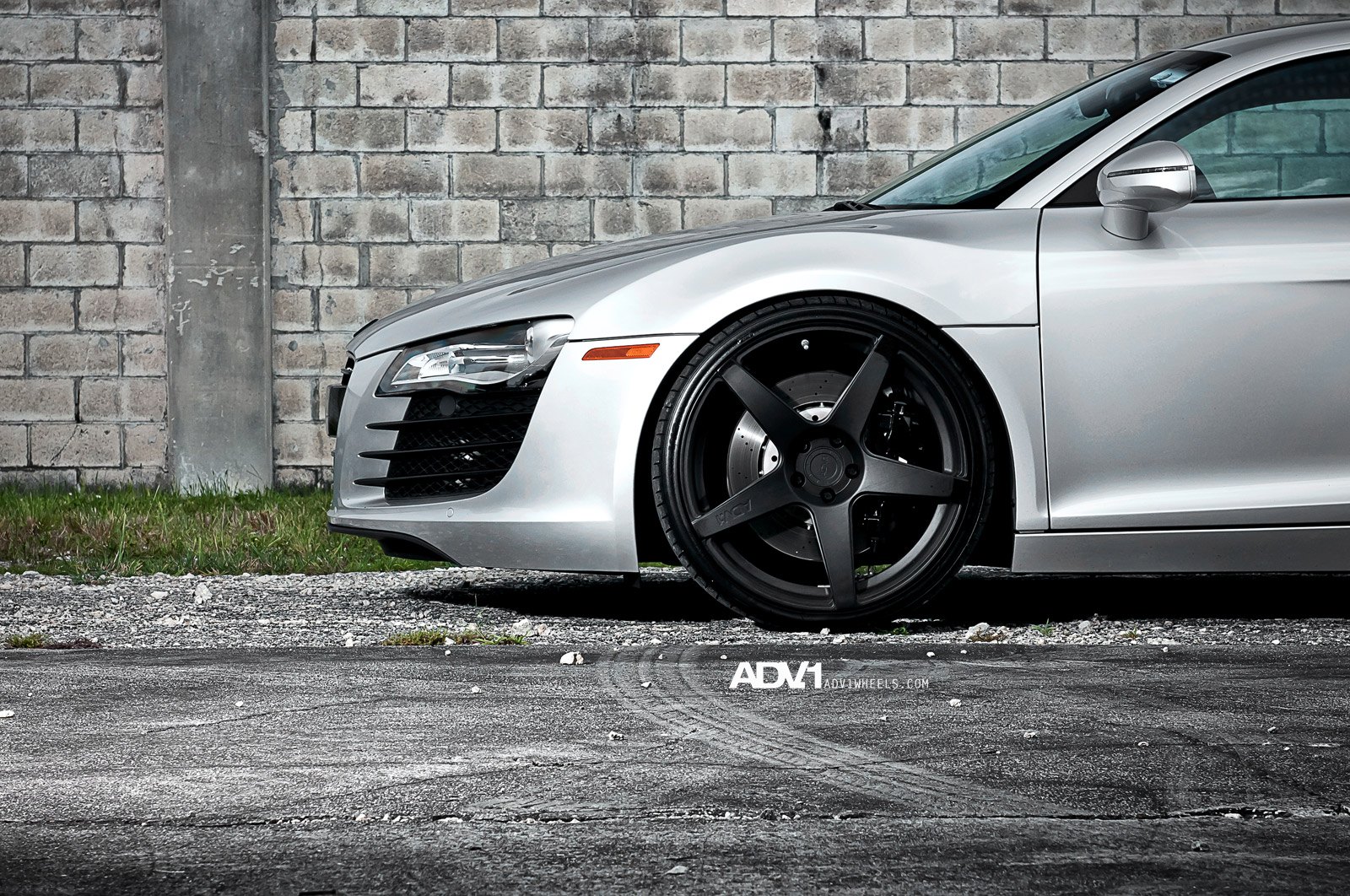 Silver Audi R8 with Custom Front Bumper - Photo by ADV.1