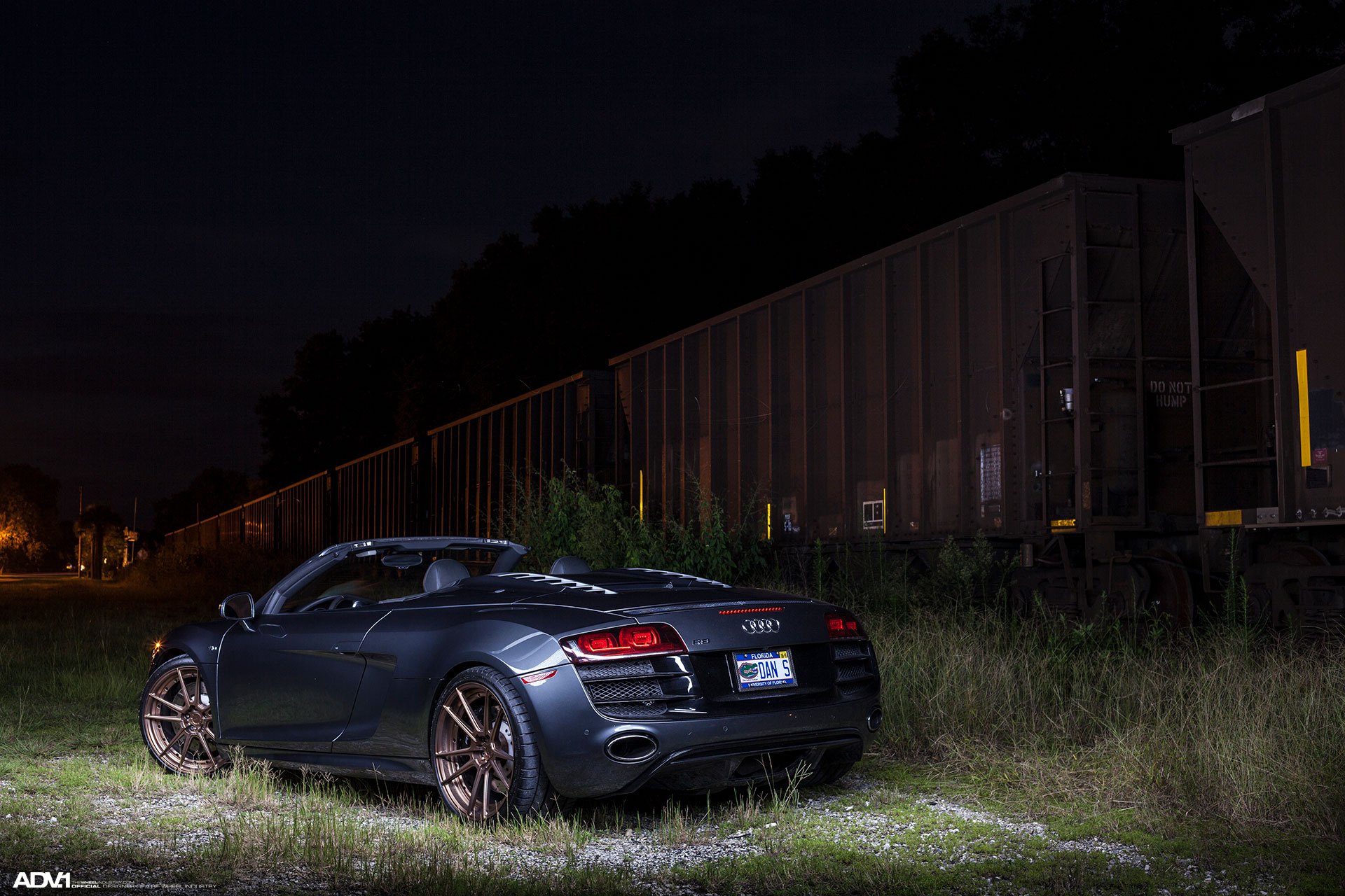Window Louvers on Gray Convertible Audi R8 - Photo by ADV.1