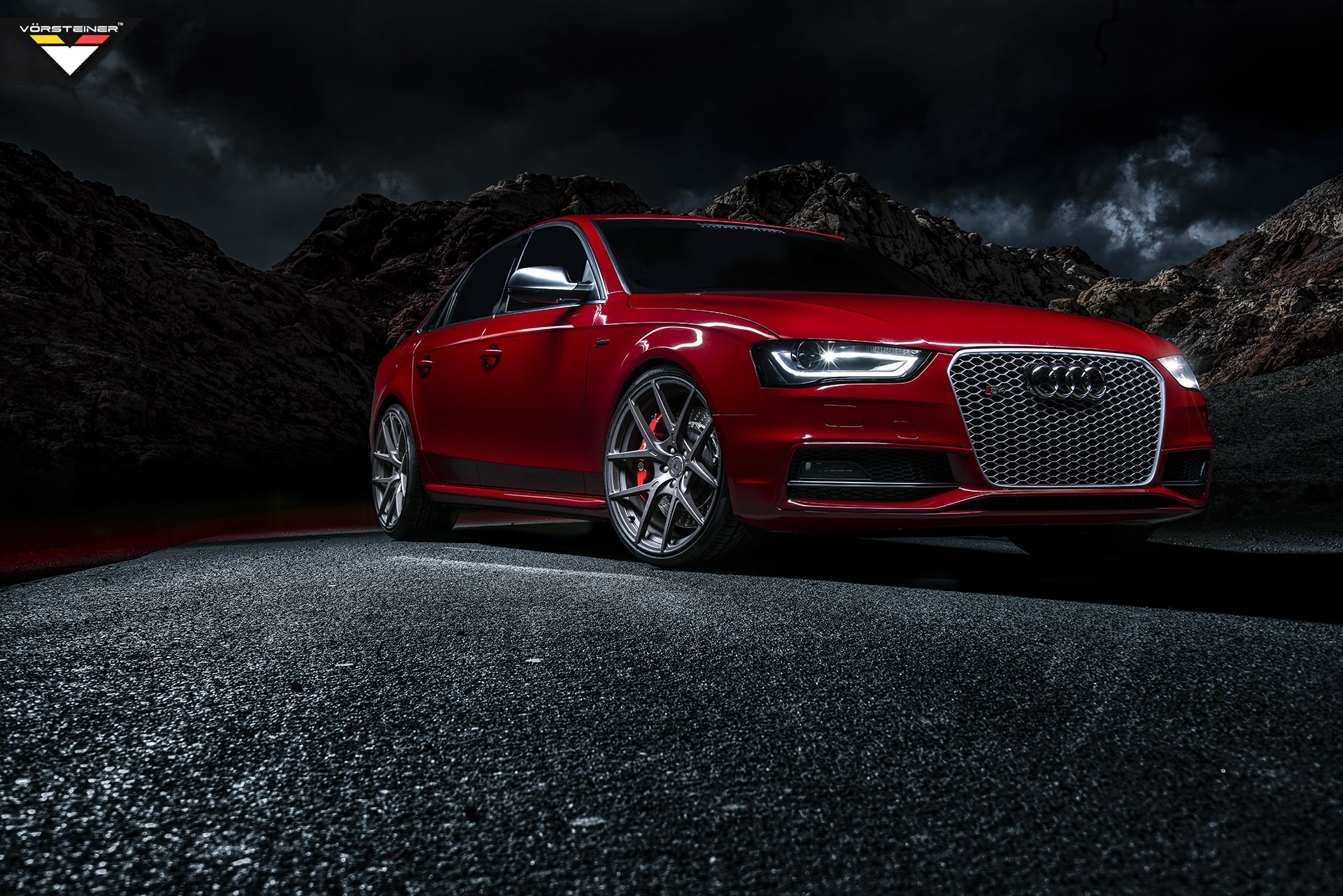 Chrome Mesh Grille on Red Audi S4 - Photo by Vorstiner