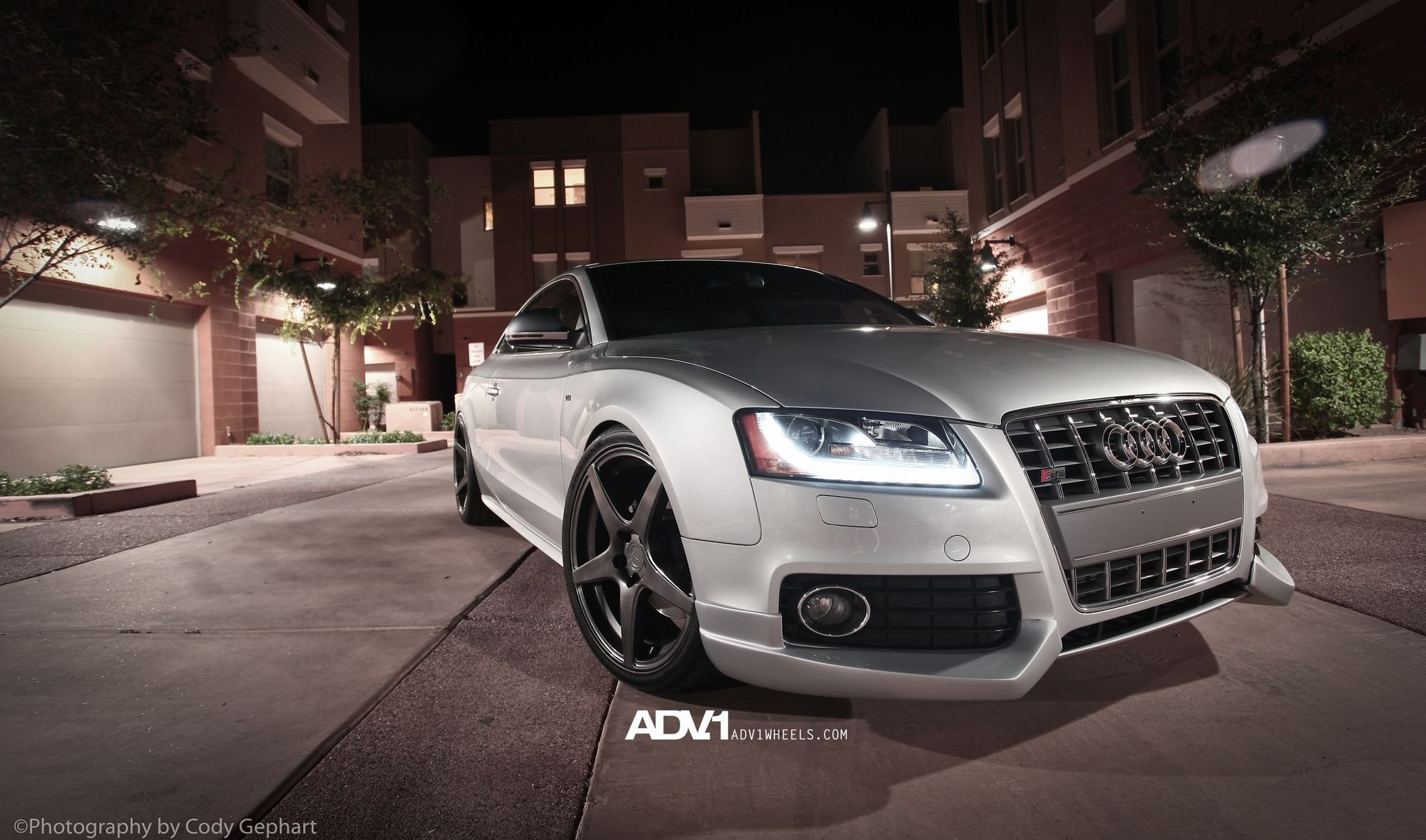 Silver Audi S5 with Chrome Grille - Photo by ADV.1