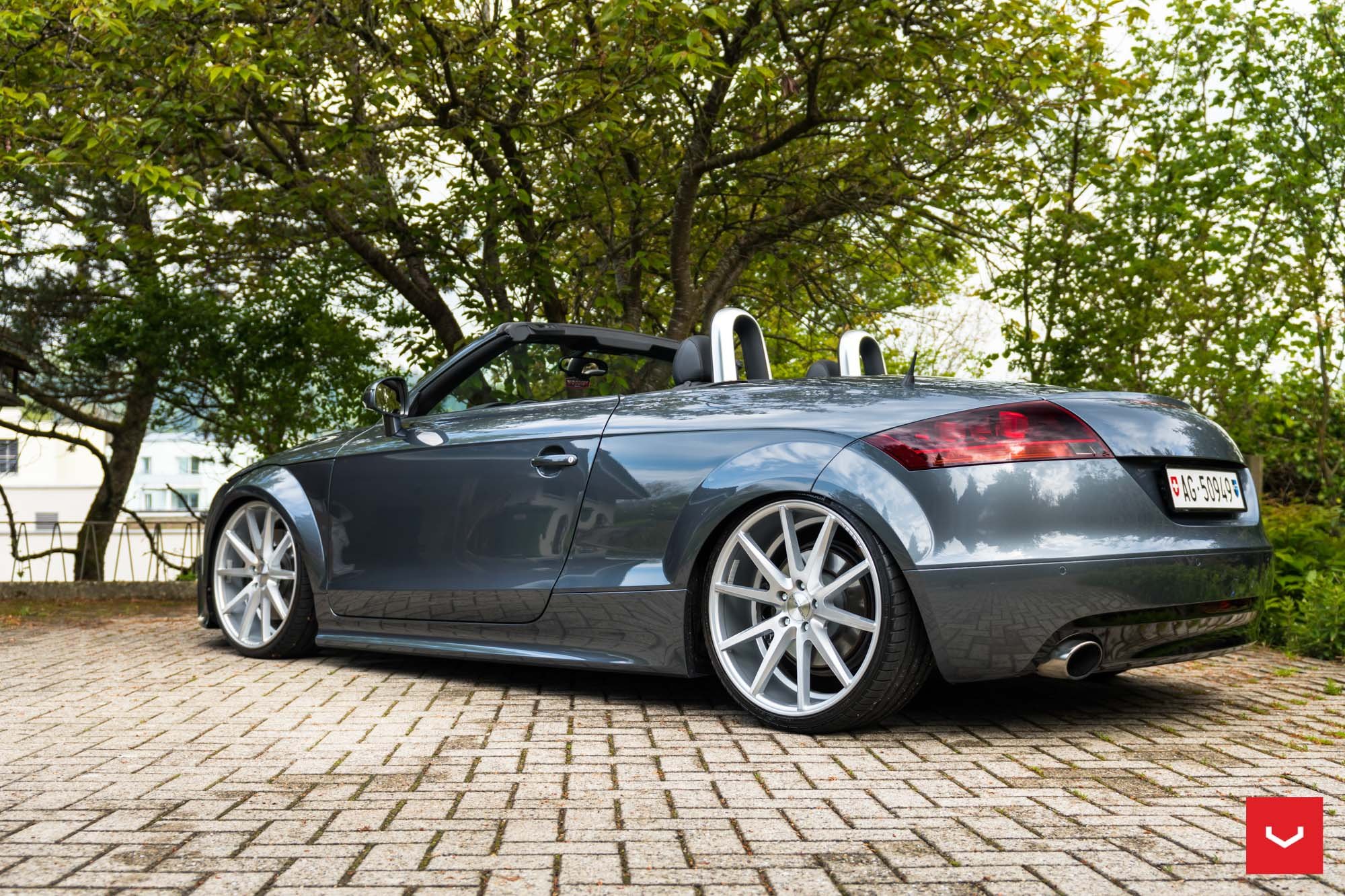 Aftermarket Rear Diffuser on Convertible Audi TT - Photo by Vossen