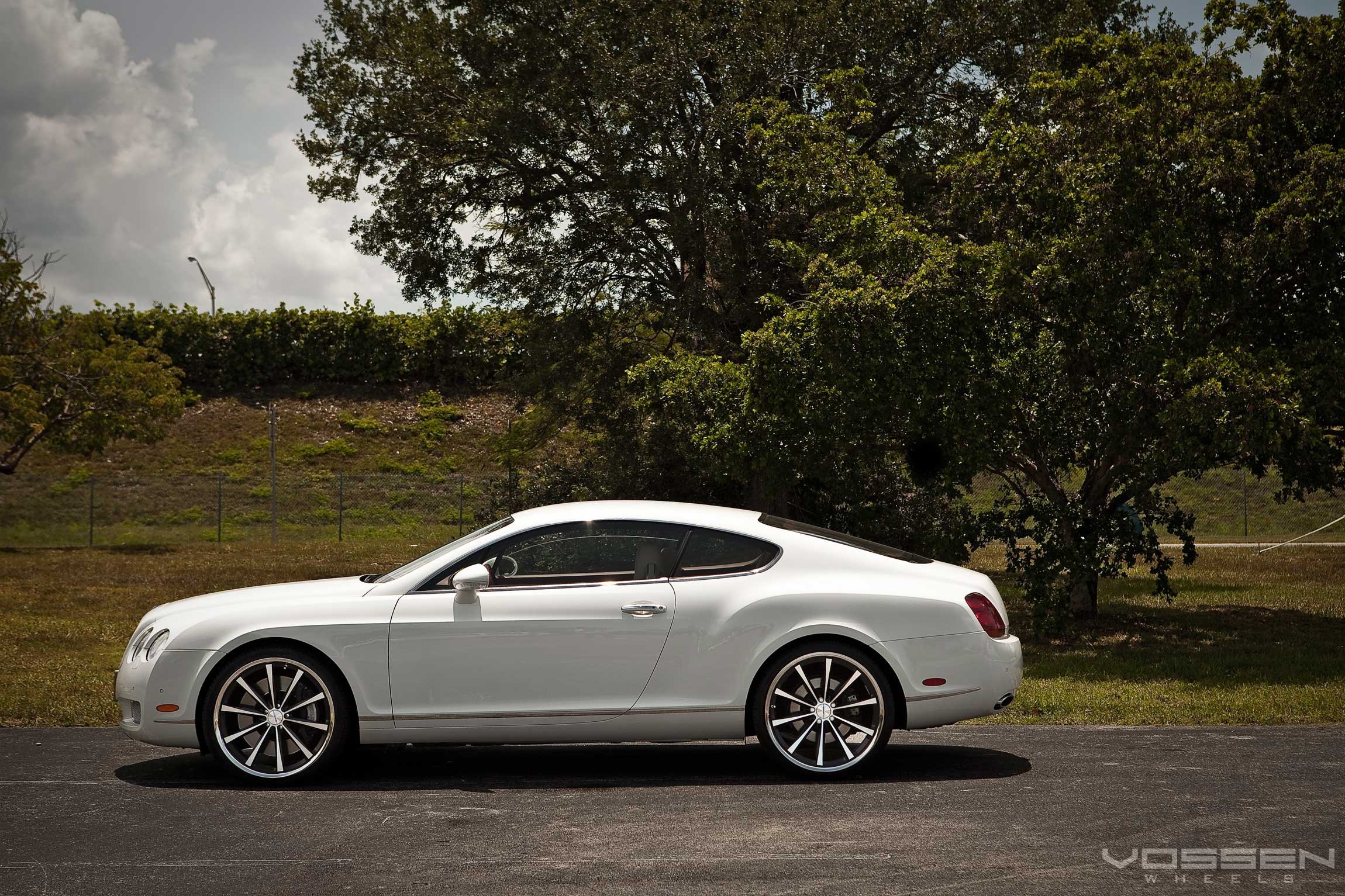 White Bentley Continental with Chrome Vossen Rims - Photo by Vossen