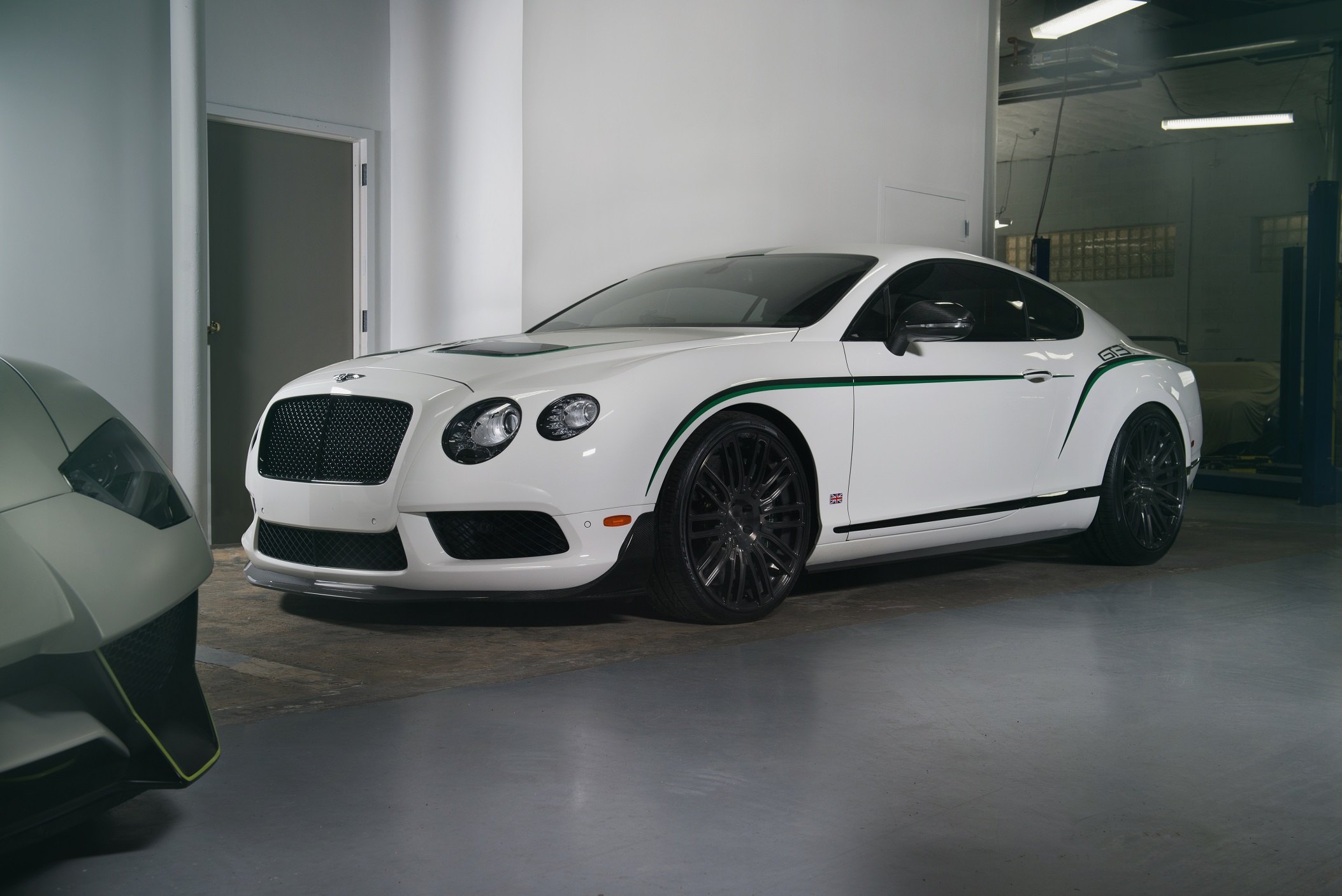 White Bentley Continental with Black Mesh Grille - Photo by Niche
