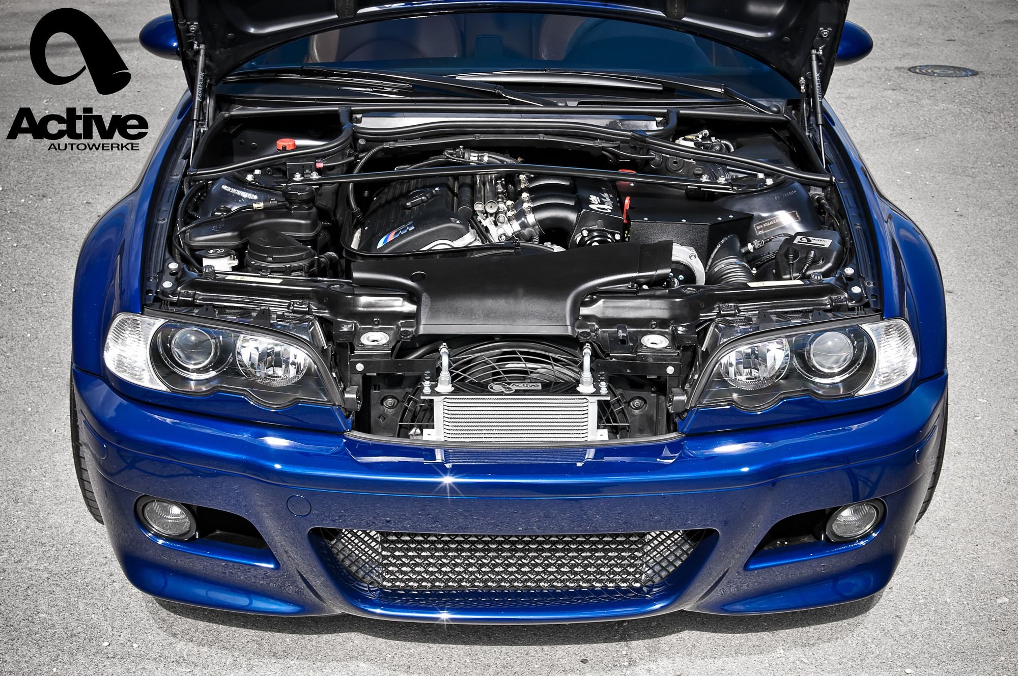 Custom Blue BMW 3-Series Boxer Engine - Photo by ADV.1