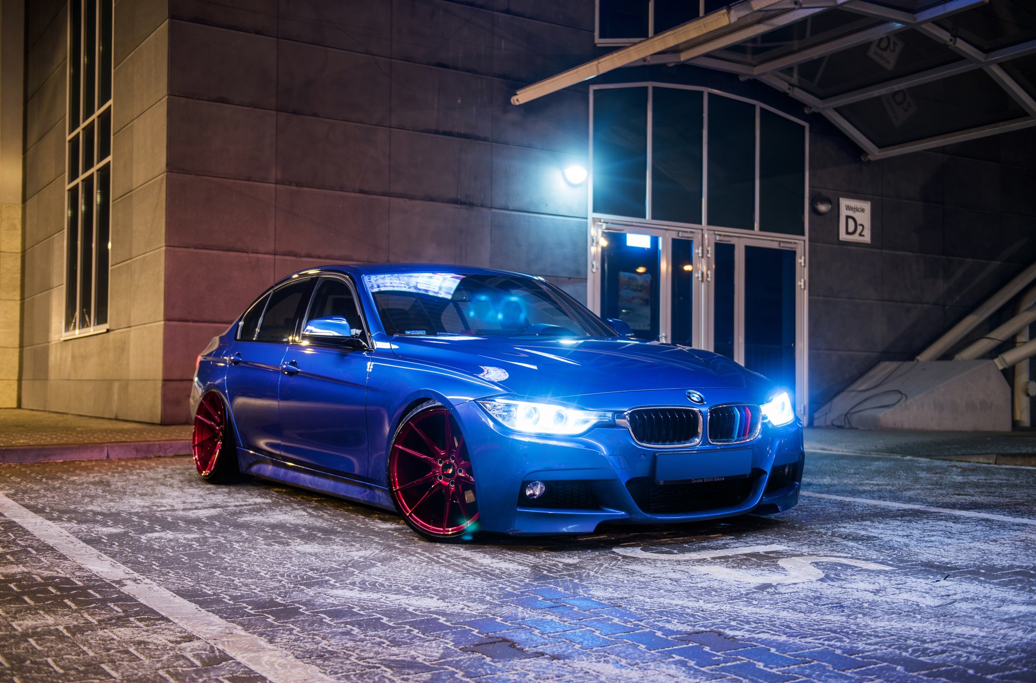 Front Bumper with Fog Lights on Blue BMW 3-Series - Photo by JR Wheels