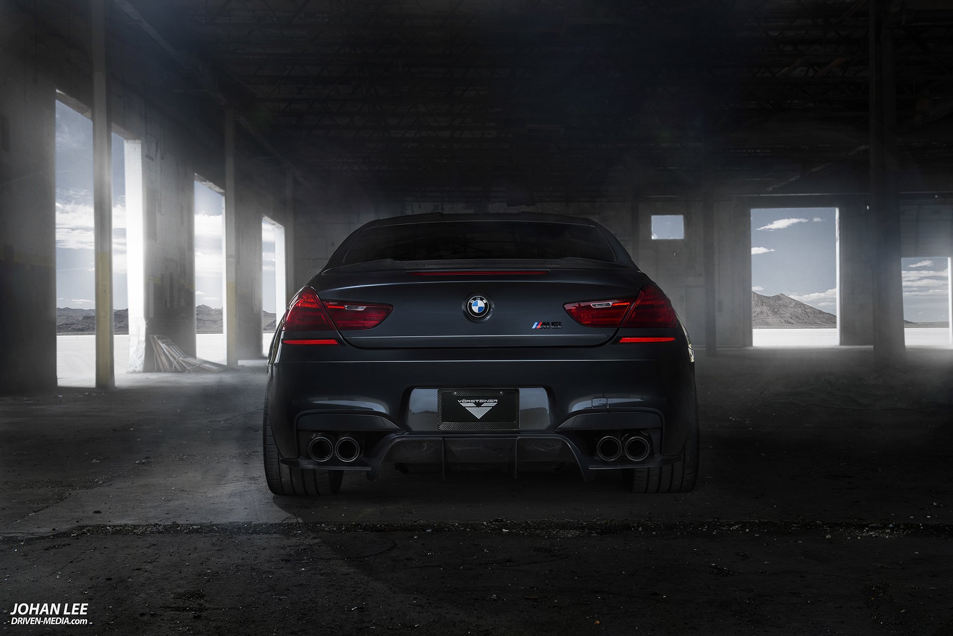 Carbon Fiber Rear Diffuser on Black BMW 6-Series - Photo by Johan Lee
