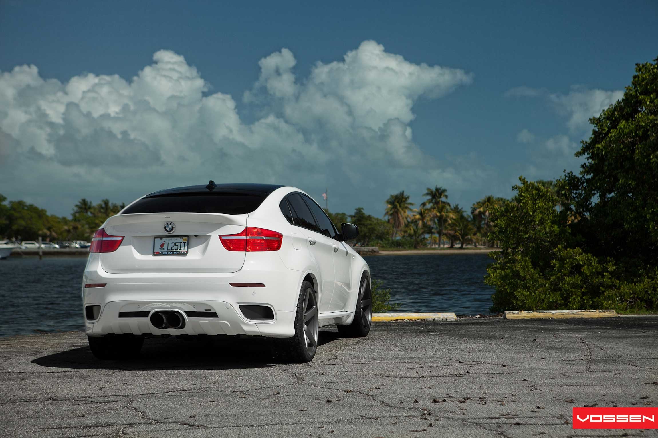 Custom Rear Diffuser on White BMW X6 - Photo by Vossen
