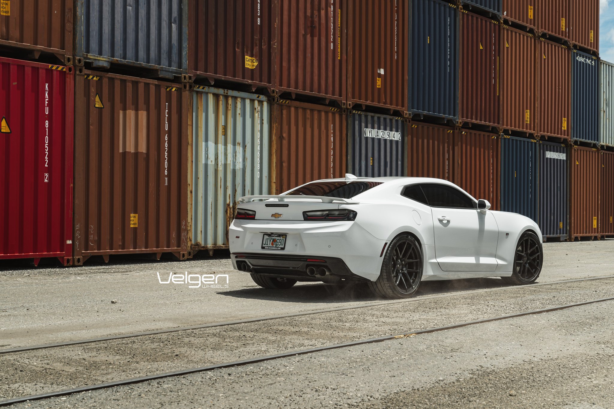 White Chevy Camaro SS with Aftermarket Rear Diffuser - Photo by Velgen