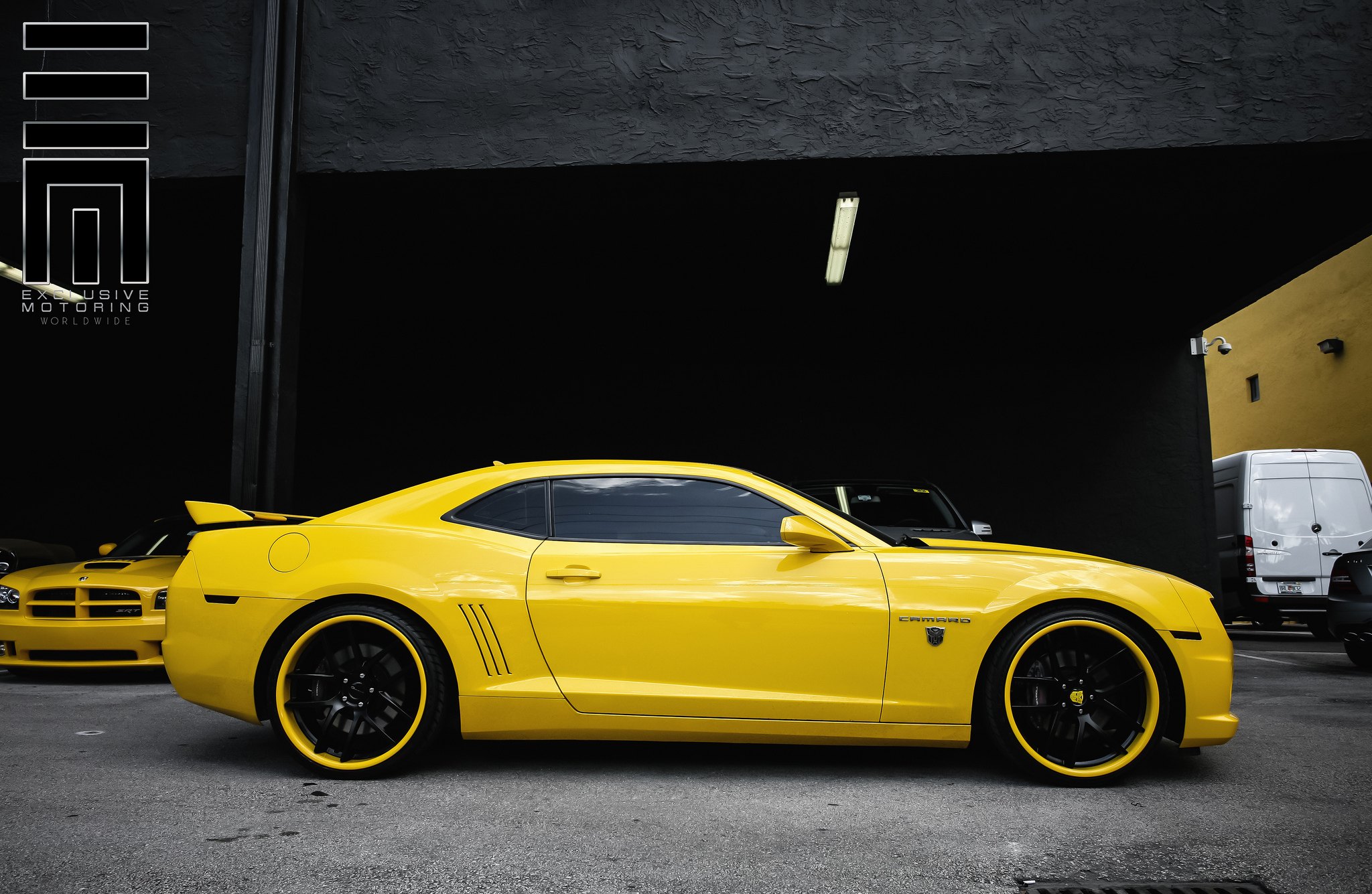 Bumblebee Chevy Camaro SS on wheels with color matched yellow line - Photo by Exclusive Motoring