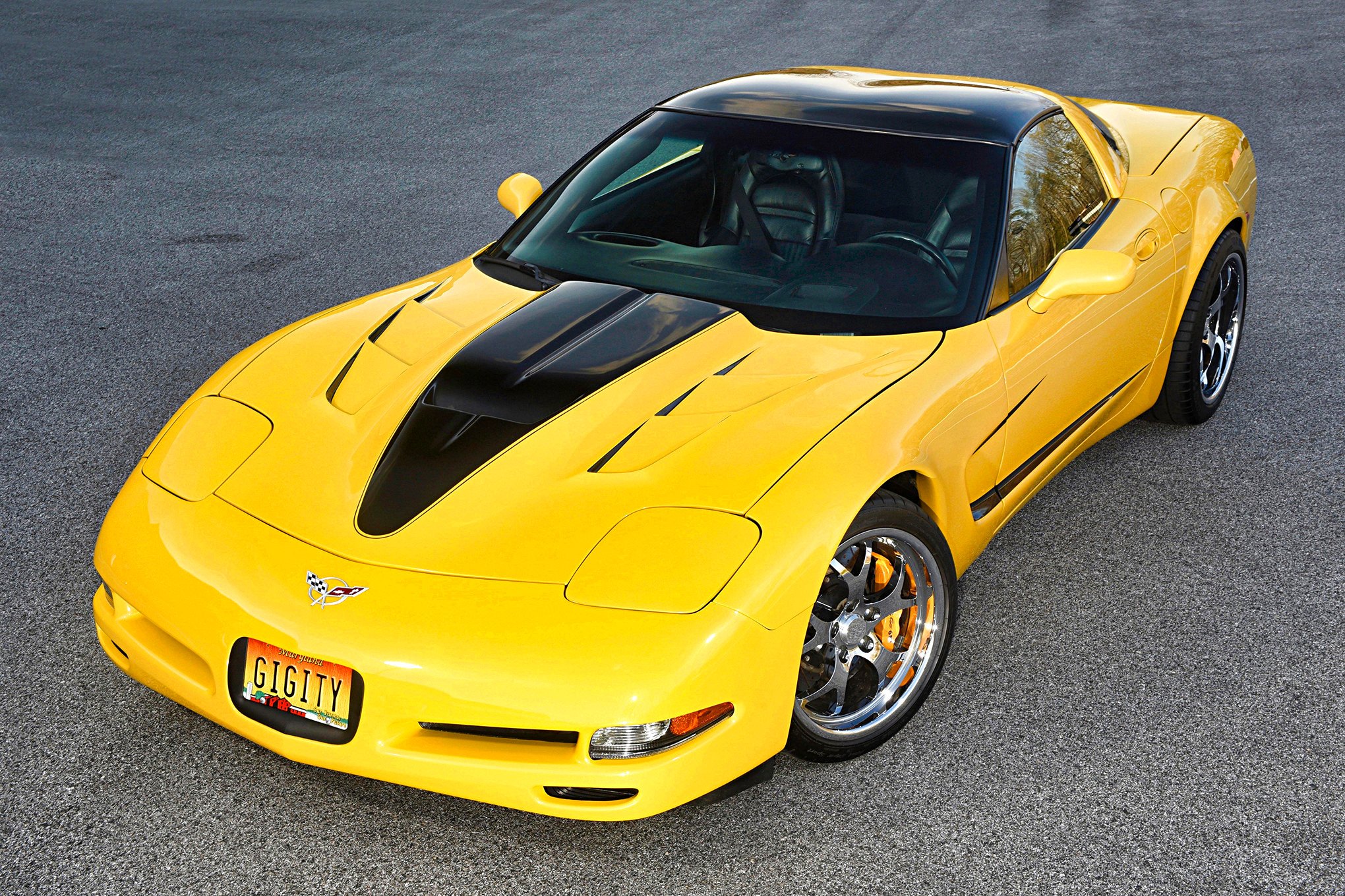 Chrome Wheels with Brembo Brakes on Yellow Chevy Corvette - Photo by Scotty Lachenauer