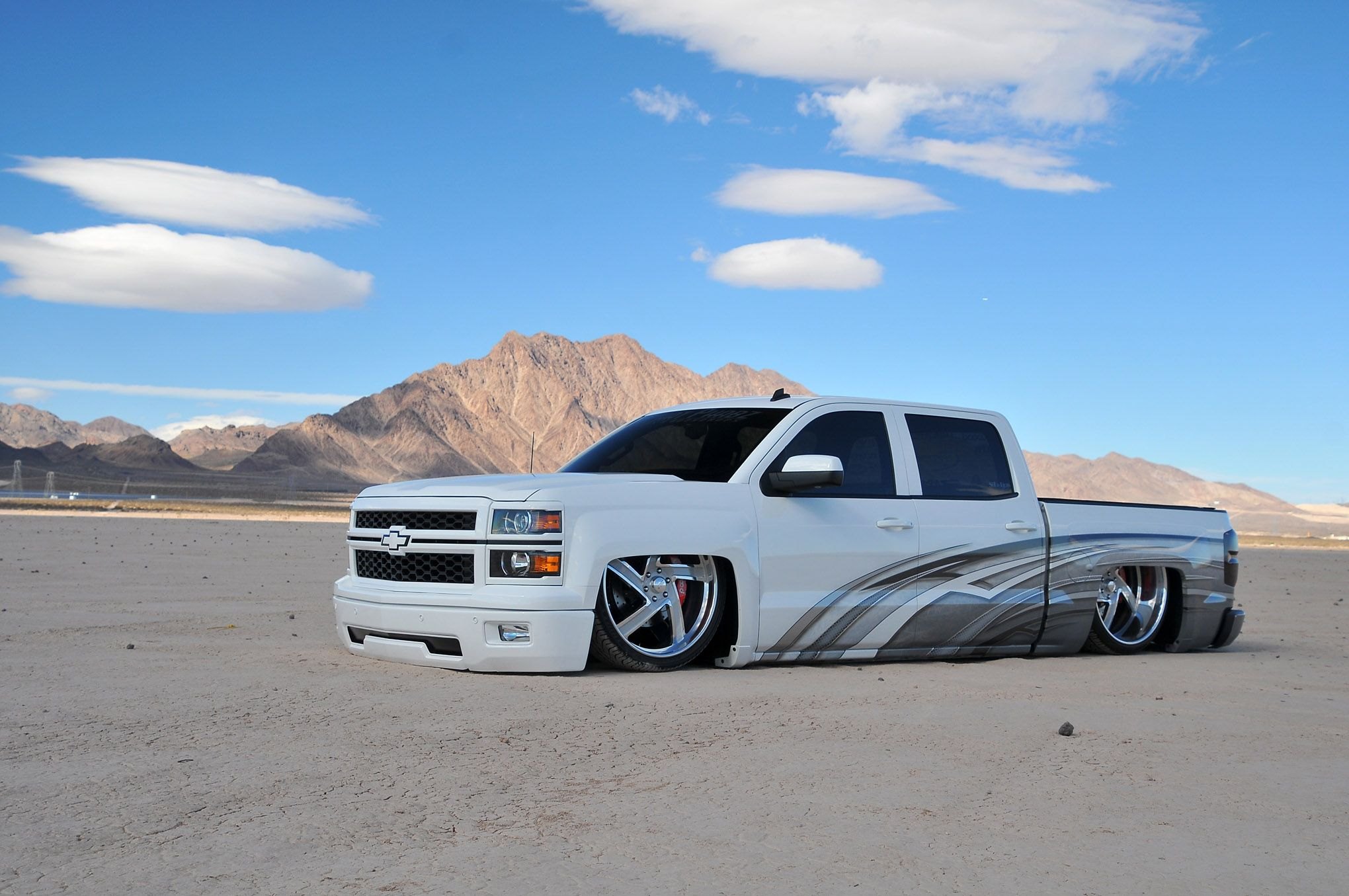 Front Bumper with Fog Lights on White Lowered Chevy Silverado - Photo by Phil Gordon