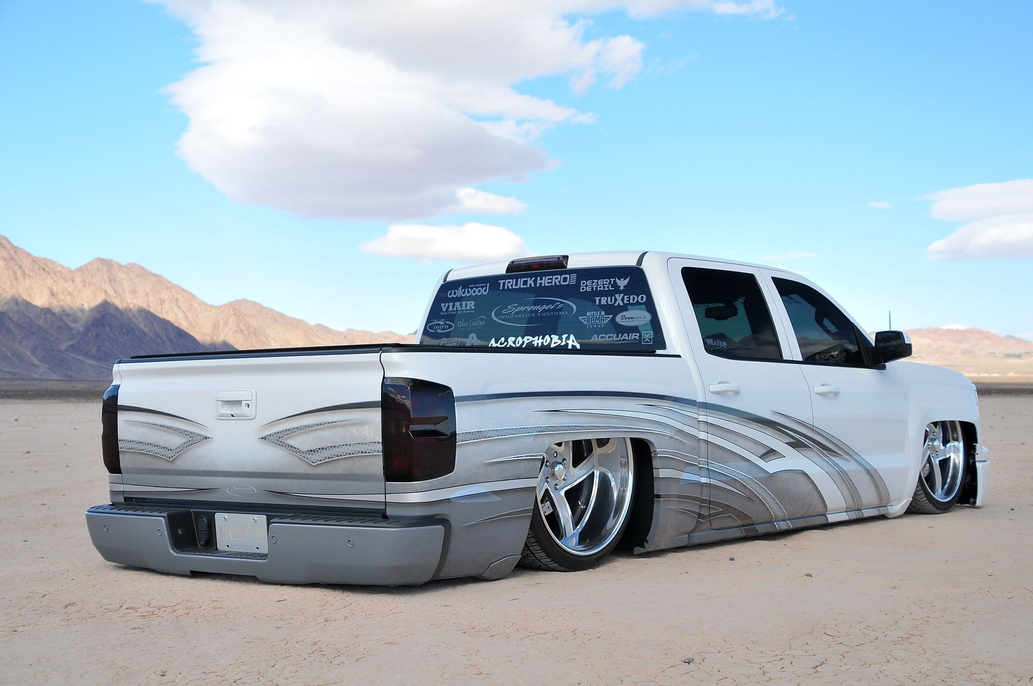 Aftermarket Rear Bumper on White Lowered Chevy Silverado - Photo by Phil Gordon