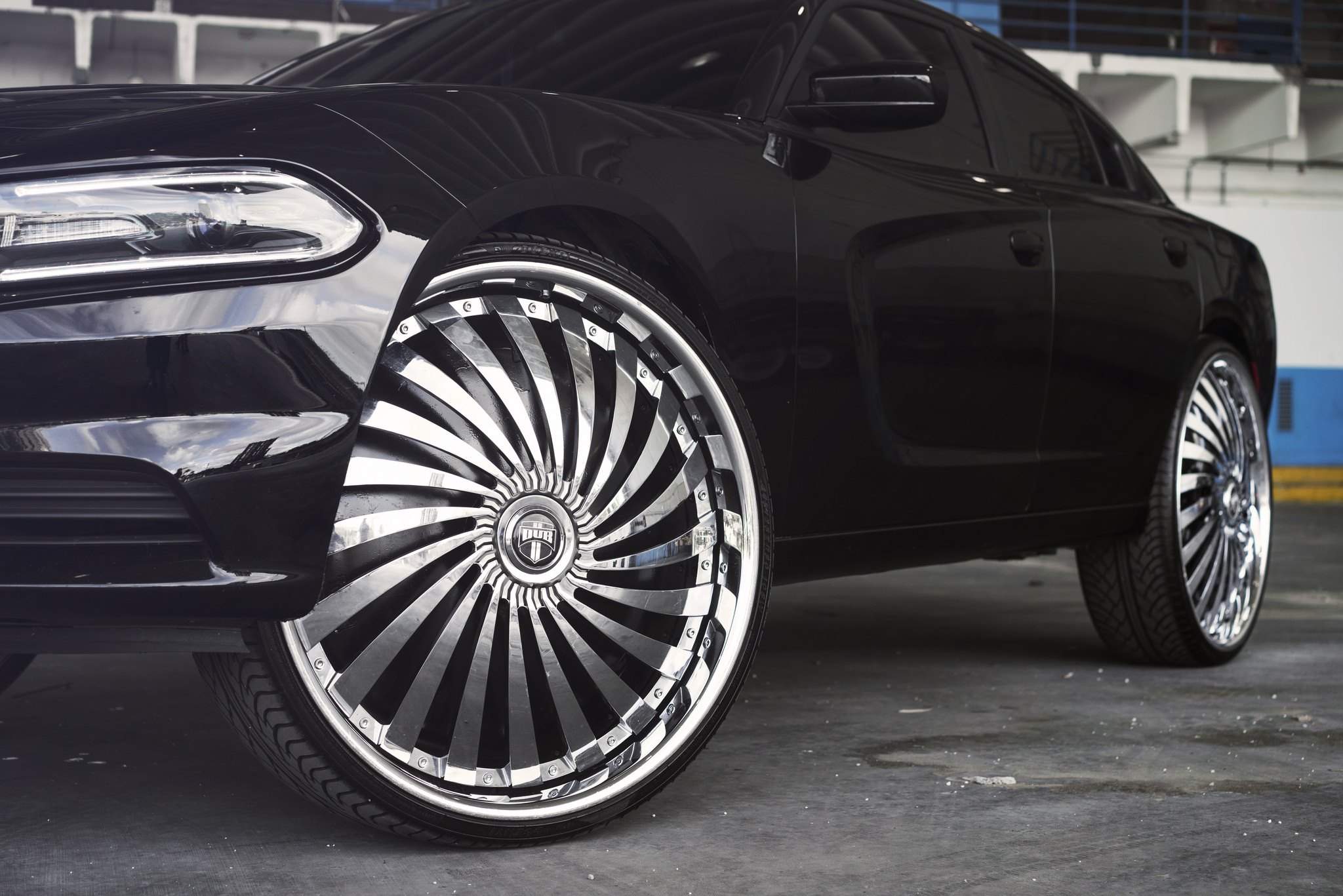 30 Inch Swyrl DUB Rims on Dodge Charger - Photo by DUB