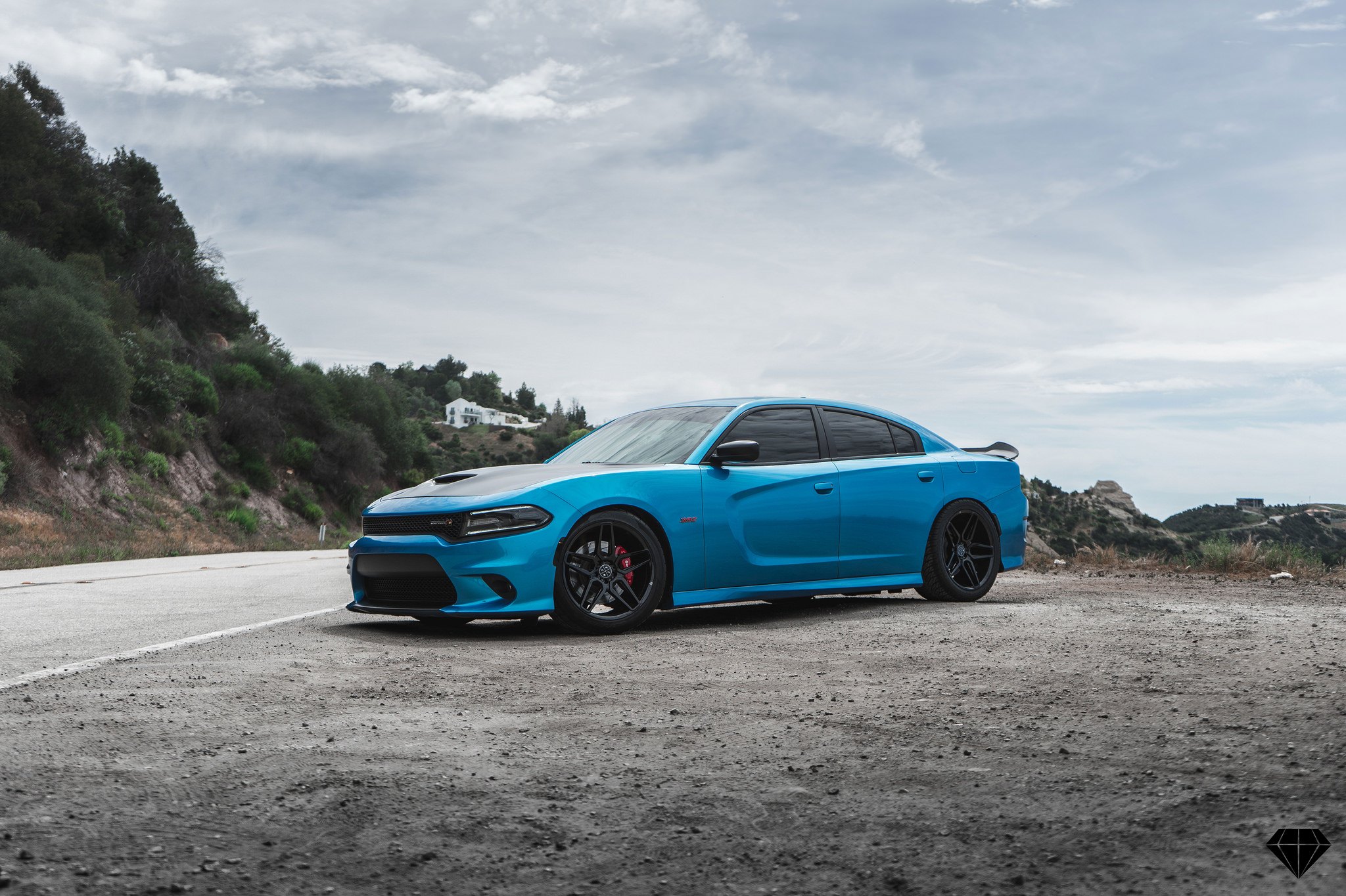 Blue Dodge Charger with Aftermarket Side Skirts - Photo by Blaque Diamond Wheels