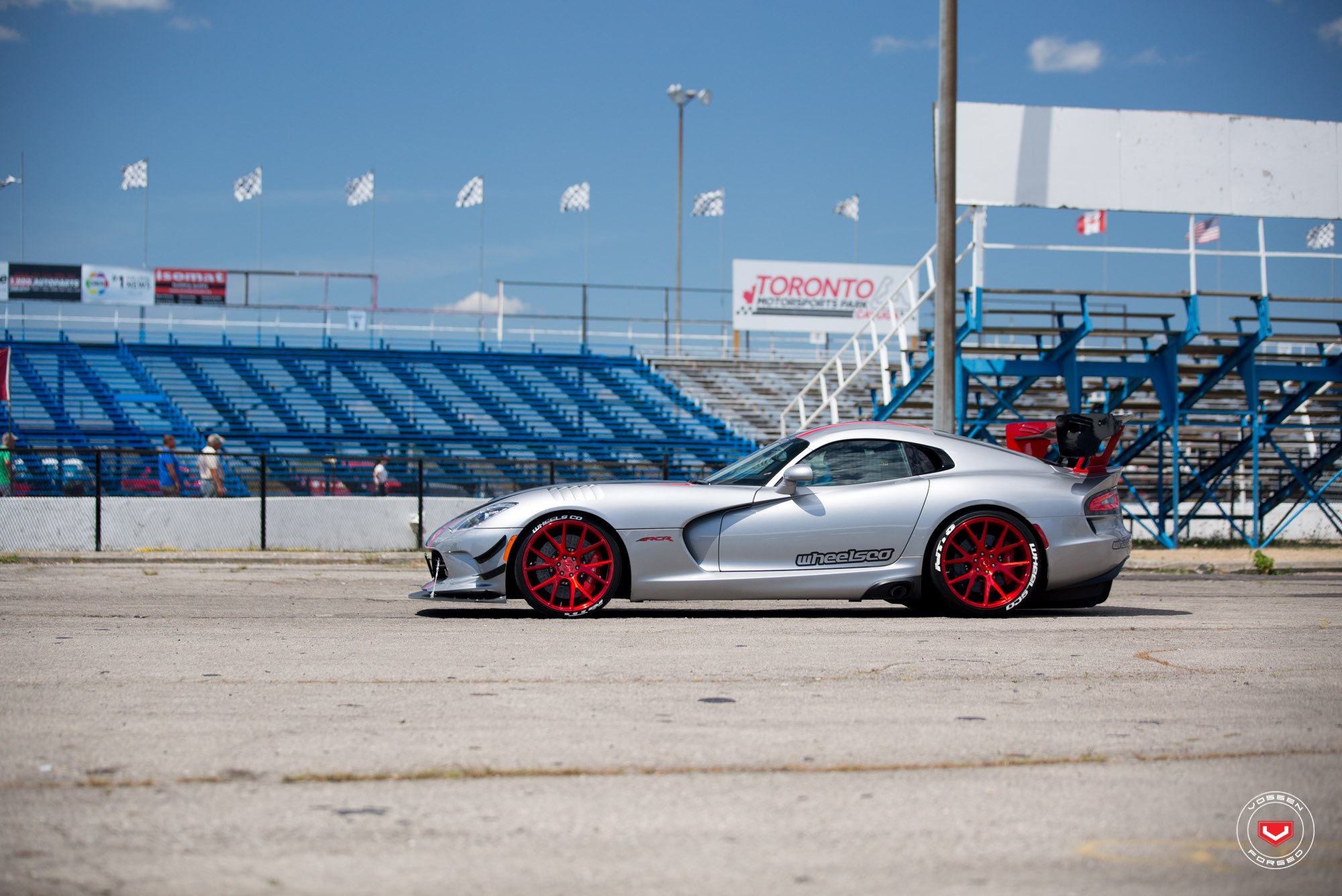 Dodge Viper Track Racing - Photo by Vossen