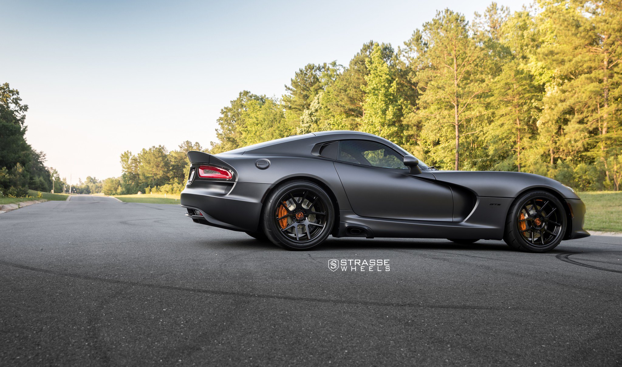 Gloss Black Strasse Rims on Gray Dodge Viper - Photo by Strasse Forged