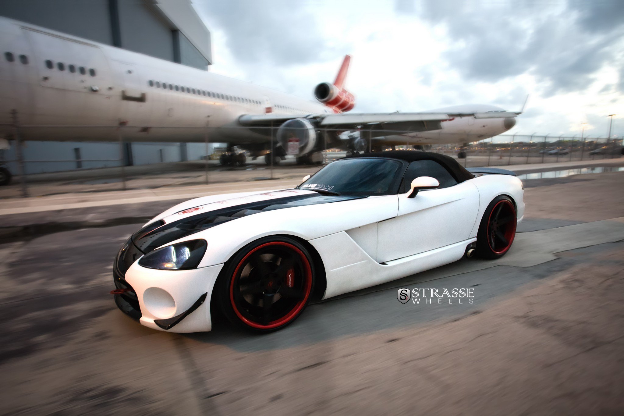 Aftermarket LED Headlights on White Dodge Viper - Photo by Strasse Forged