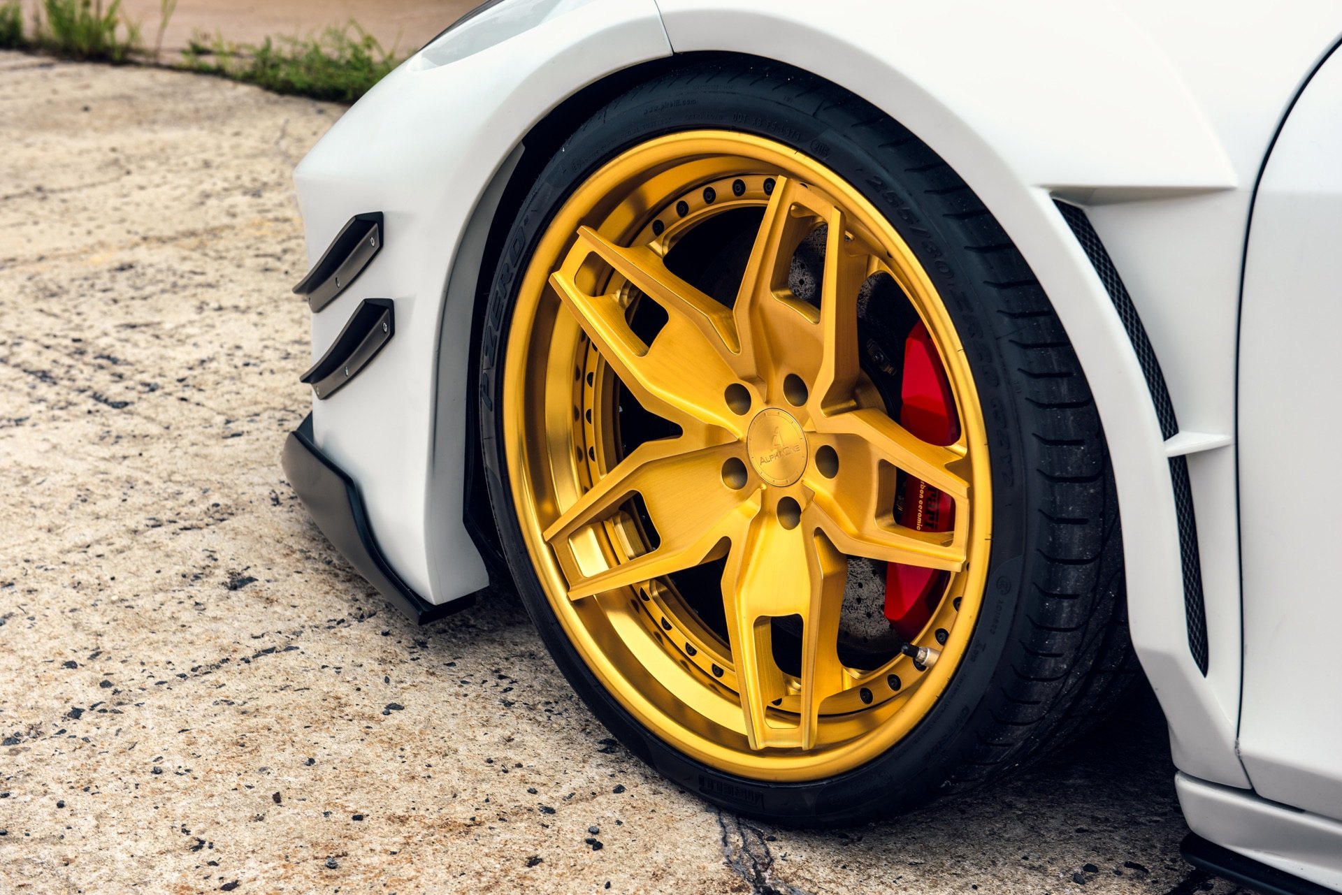 Gold AlphaOne Wheels on White Ferrari 458 - Photo by DUB Magazine