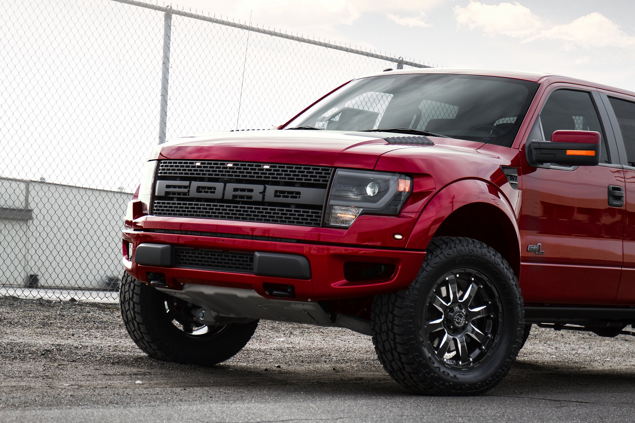Ford Raptor With Custom Painted Bumper - Photo by Black Rhino