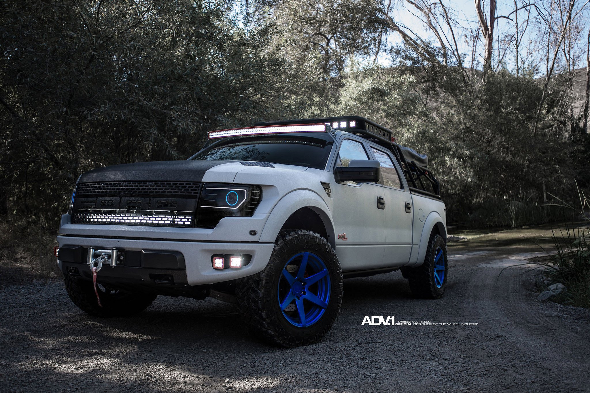 Raptor Factory Bumper With Winch - Photo by ADV.1