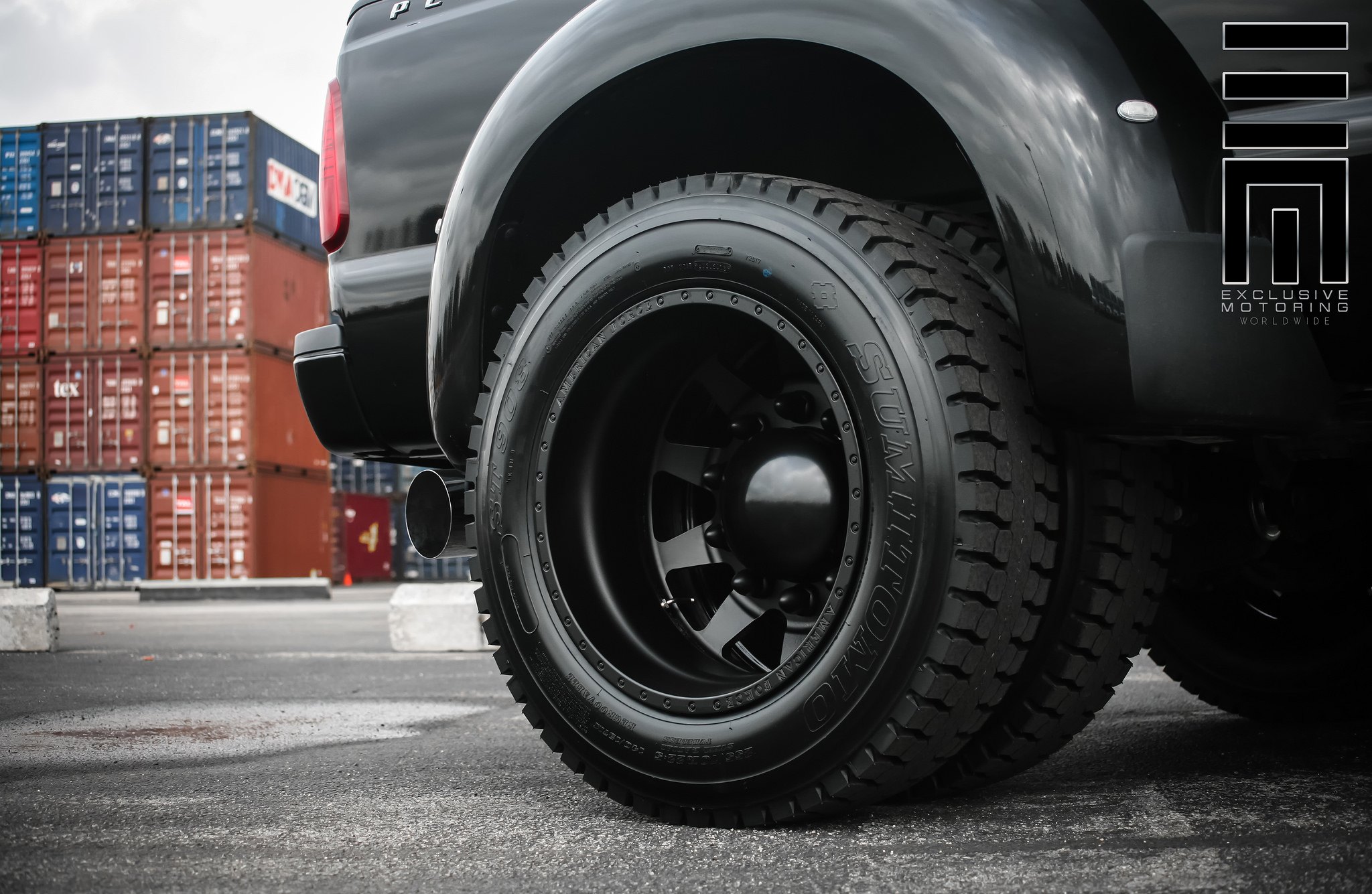 Custom Dually Rims - Photo by Exclusive Motoring