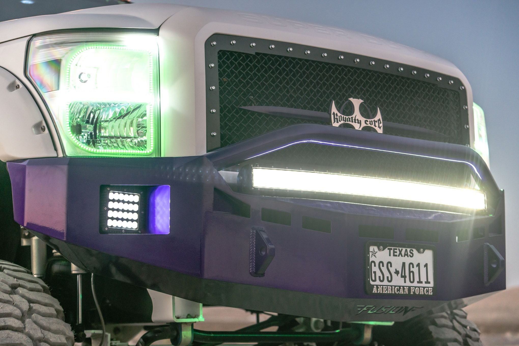 Fusion Front Bumper on White Airbrushed Ford F-350 - Photo by Joel Chan, Nick Chin