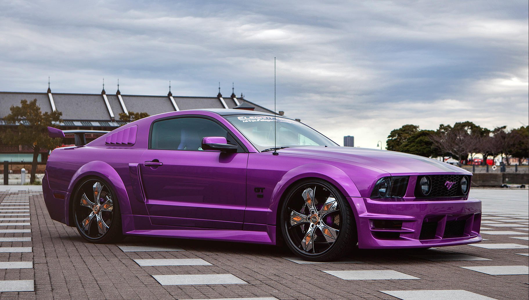 Full Body Kit on Ford Mustang - Photo by Lexani