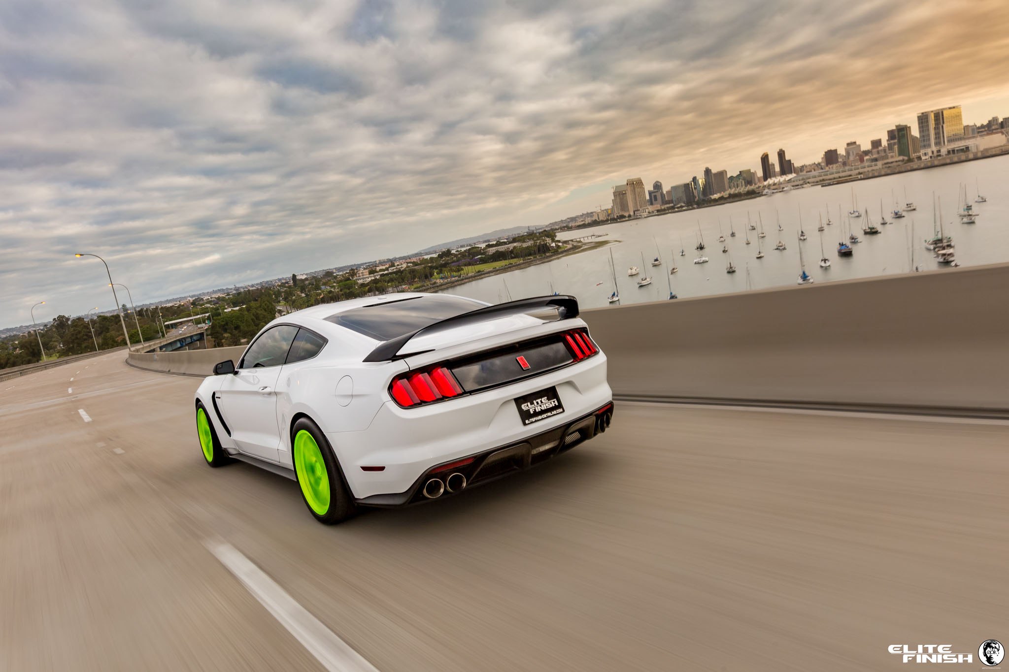 Custom Style Rear Spoiler on White Ford Mustang - Photo by HRE Wheels