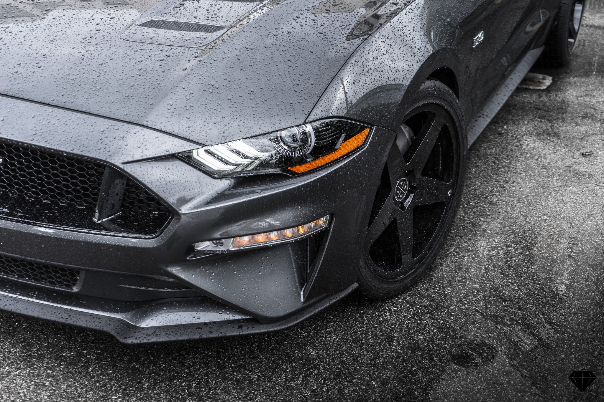 Aftermarket Projector Headlights on Gray Ford Mustang GT - Photo by Blaque Diamond Wheels