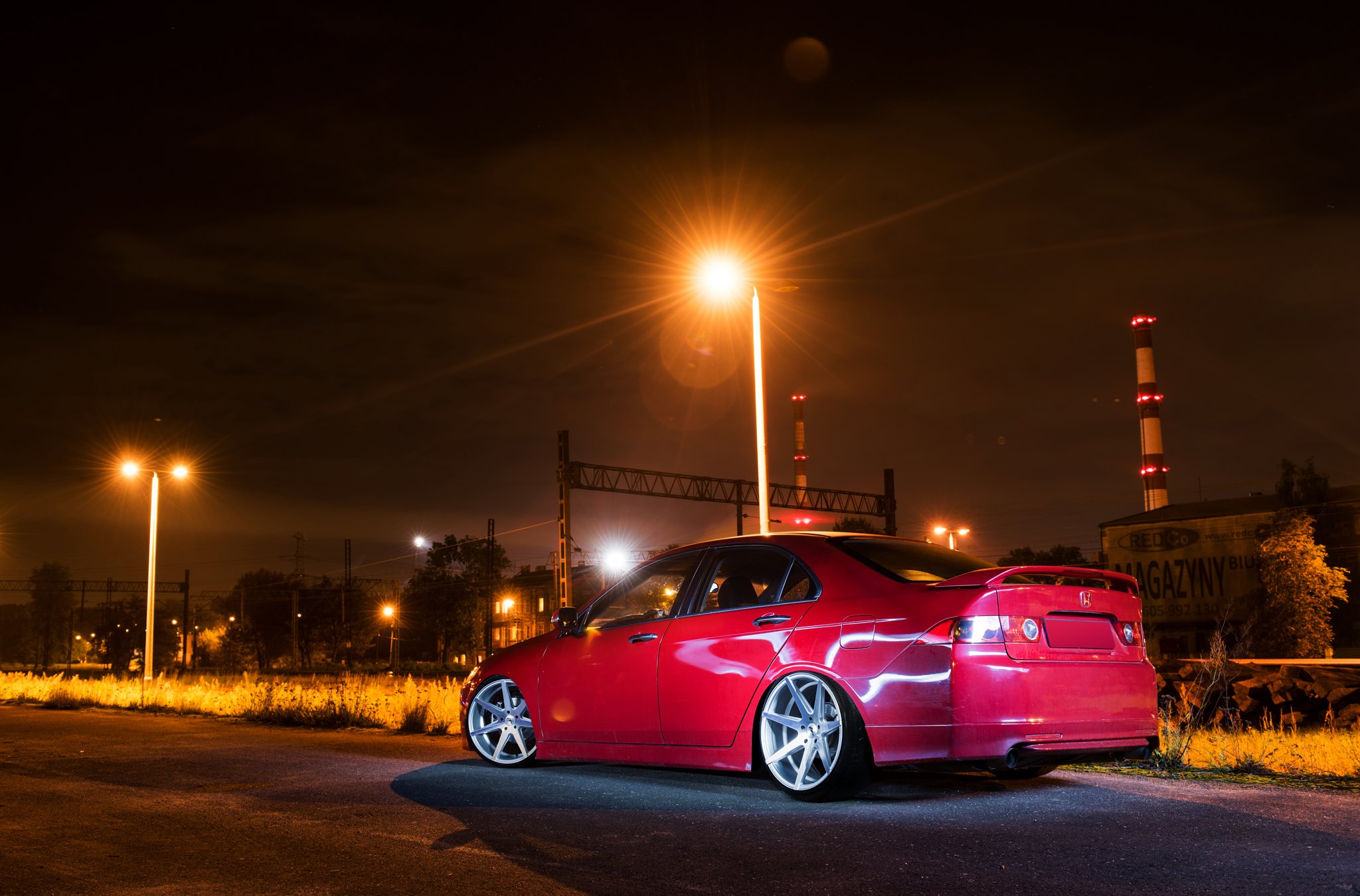Aftermarket Rear Diffuser on Red Honda Accord - Photo by JR Wheels