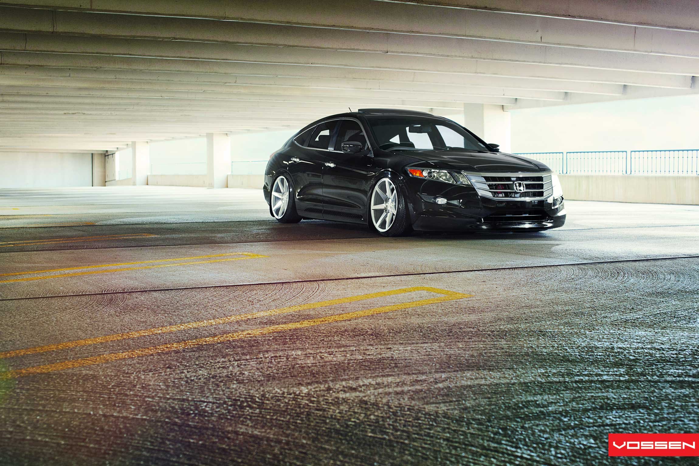 Black Honda Crosstour with Chrome Grille - Photo by Vossen