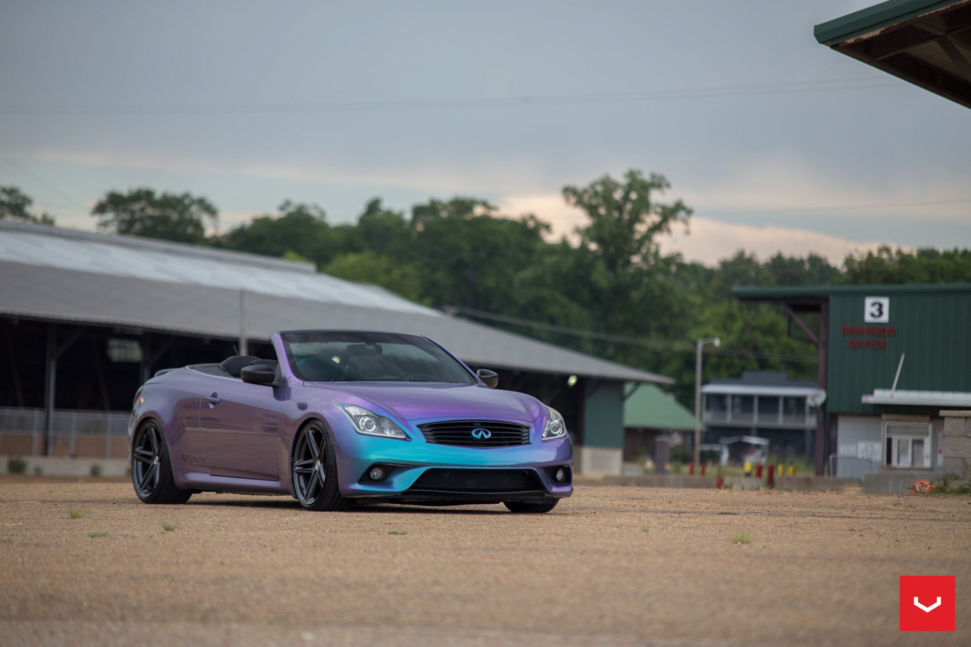 Aftermarket Front Bumper on Convertible Infiniti G37 - Photo by Vossen