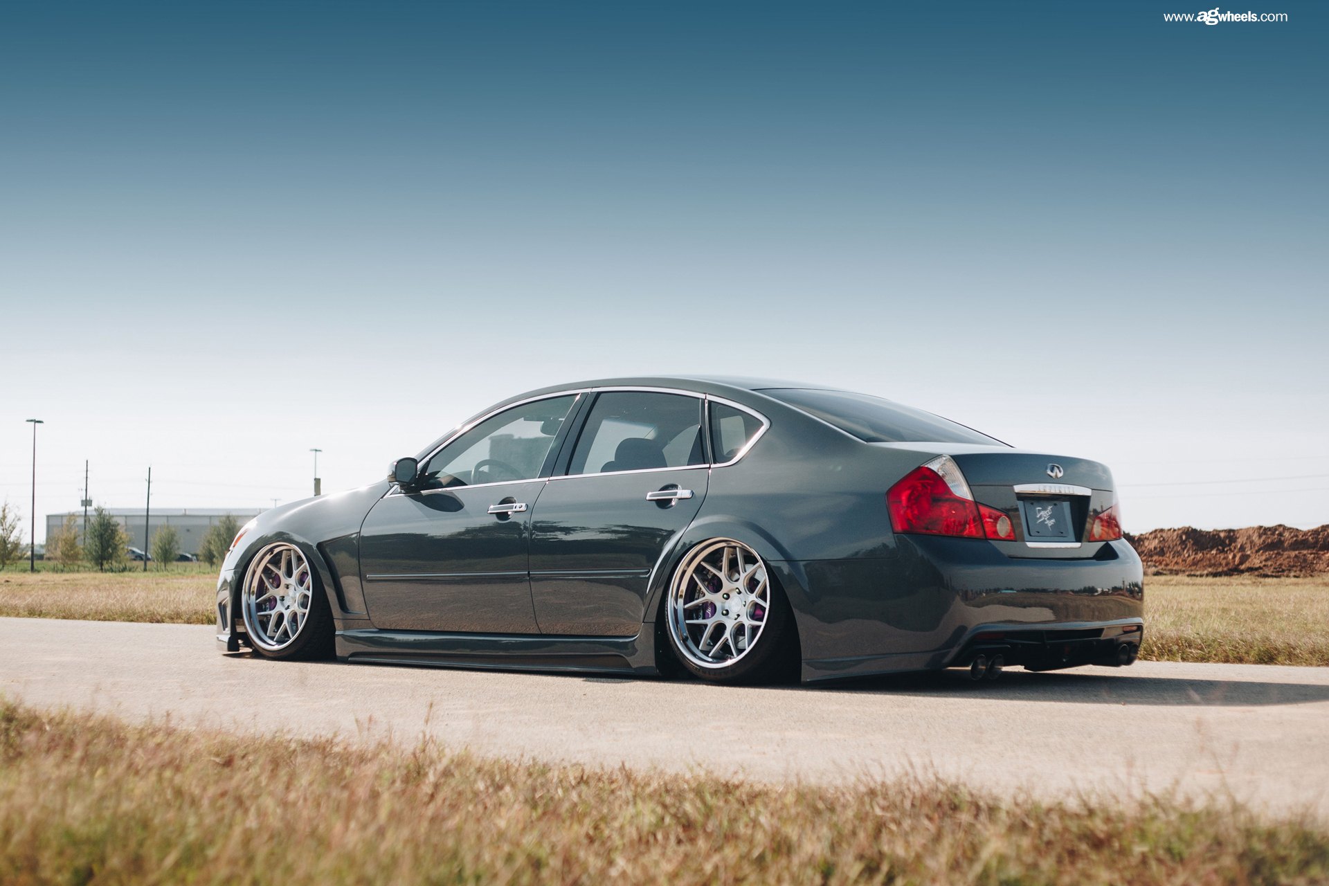 Aftermarket Side Skirts on Gray Stanced Infiniti M35 - Photo by Avant Garde Wheels