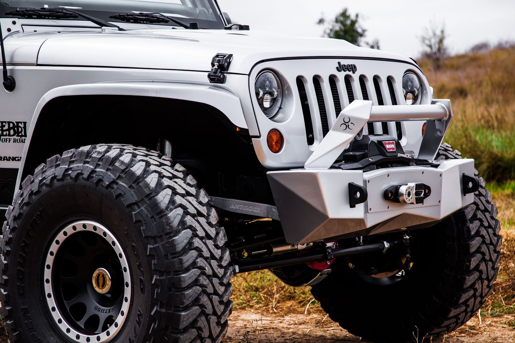White Lifted Jeep Wrangler with Method Race Rims - Photo by Rebel Off-Road
